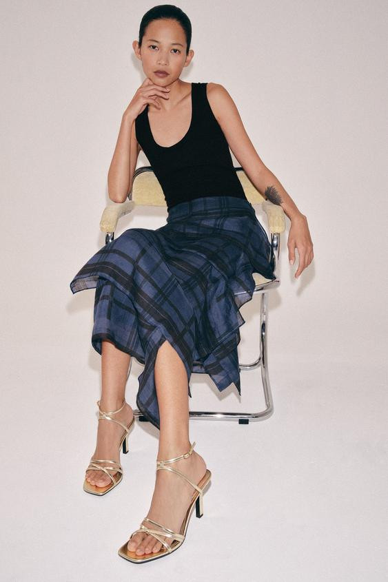 METALLIC EFFECT HEELED SANDALS | Zara UK