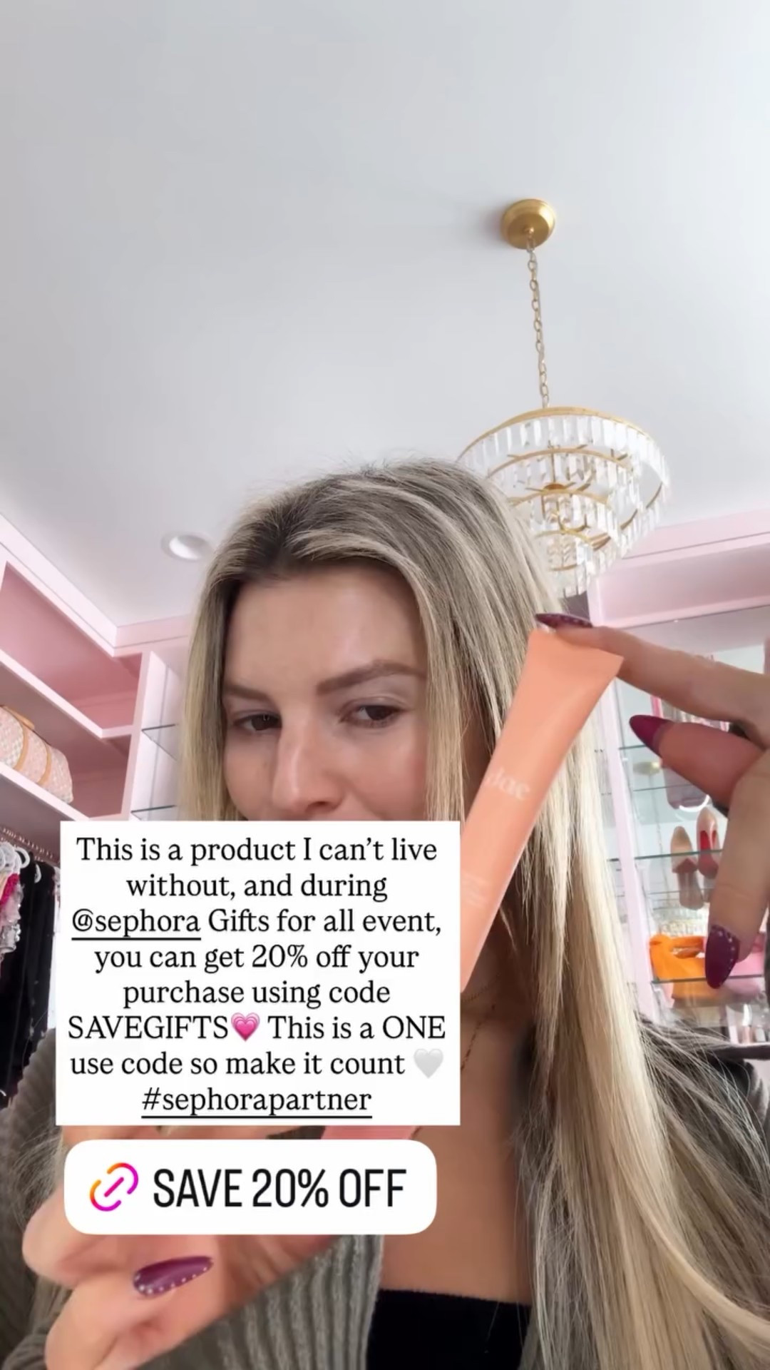 This is a product I can’t live without, and during @sephora Gifts for all event, you can get 20% off your purchase using code SAVEGIFTS💗 This is a ONE use code so make it count 🤍 #sephorapartner
