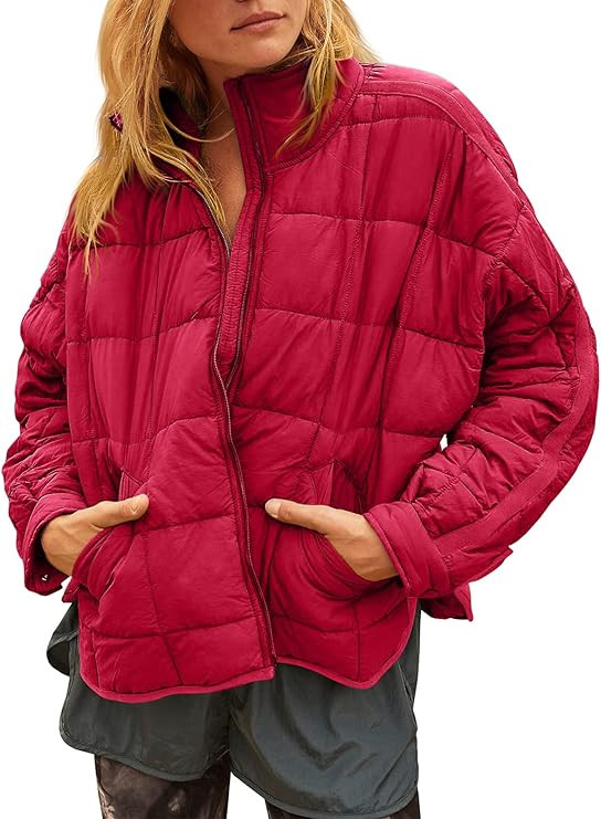 Aiopr Women's Oversized Lightweight Down Coat Long Sleeve Zip Packable Short Puffer Jackets | Amazon (US)