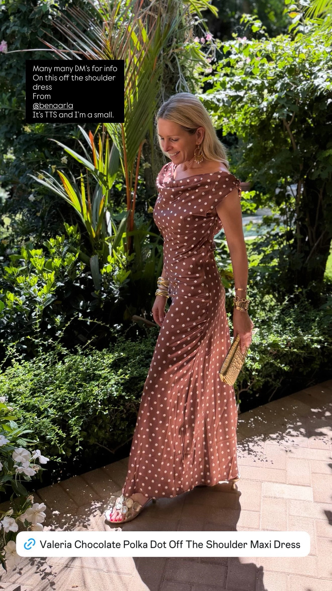 Many many DM’s for info
On this off the shoulder dress
From
@benaarla 
It’s TTS and I’m a small.