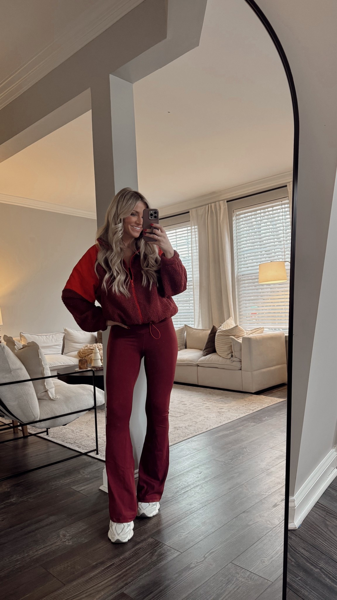 Sunday errands OOTD! Grabbed this look from Aerie and it was ALL on sale! I’m obsessed with the flare leggings!

#LTKSeasonal #LTKHoliday #LTKActive