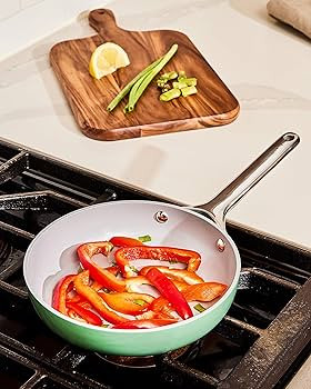 Caraway Fry Pan Duo - Nonstick Ceramic Frying Pan (8" & 10.5”) - Non Toxic, PTFE & PFOA Free - ... | Amazon (US)