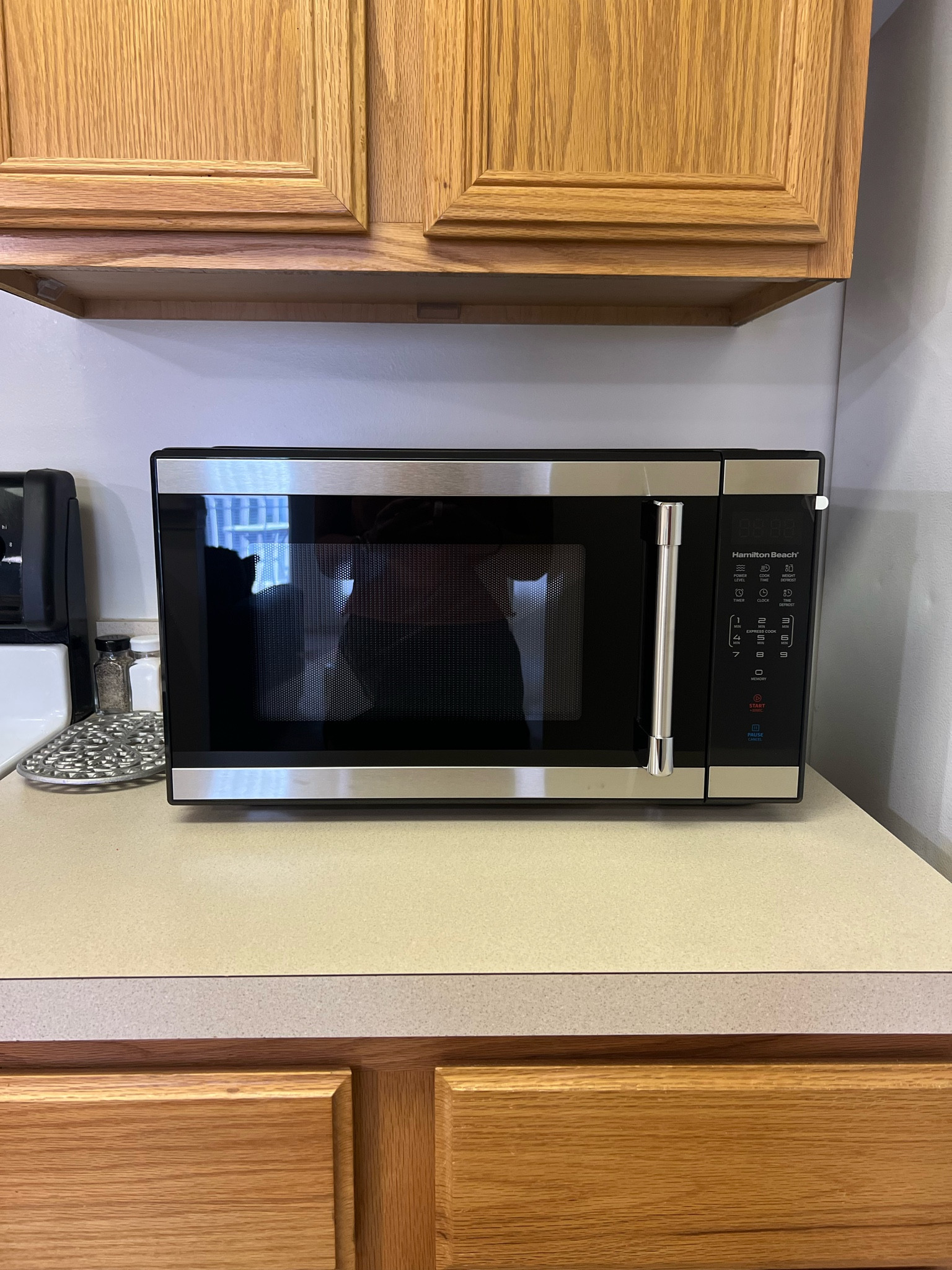 Stainless steel/black microwave for $80! 

#LTKhome #LTKfindsunder100