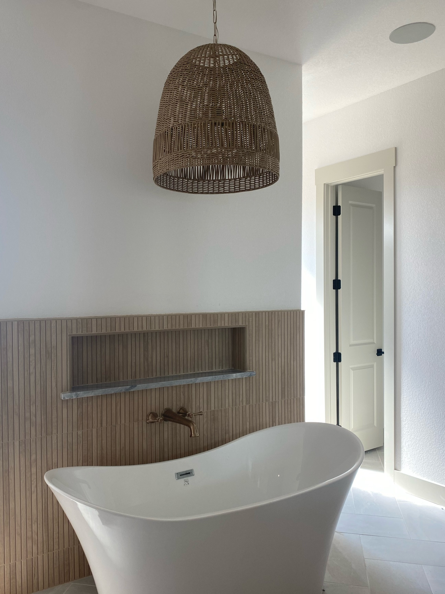 Bathroom, master bath, primary bath, pendant light 

#LTKFind #LTKhome
