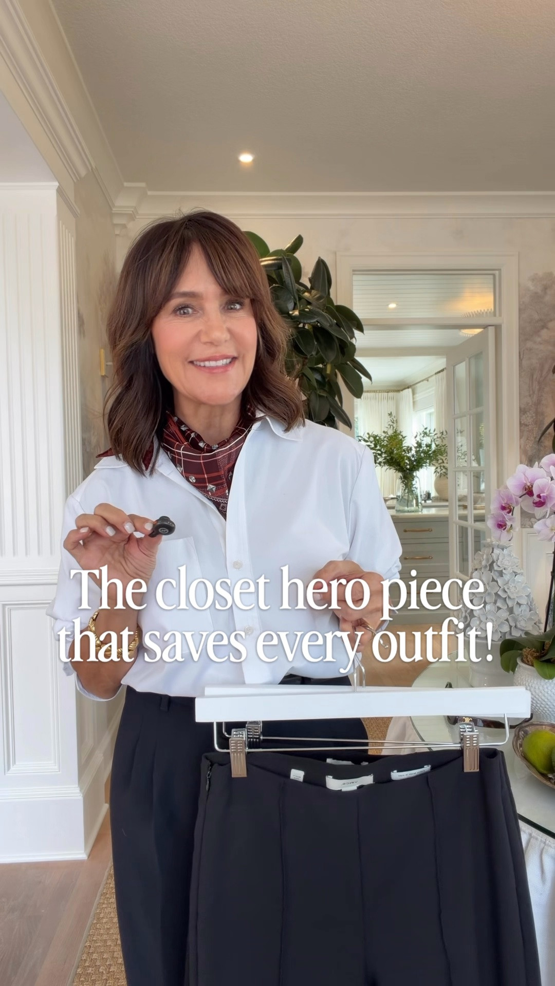 The closet HERO PIECE that saves every outfit! 🤩

This is the pant that’s making a major comeback!

All the cool fashion girls are wearing this and I have outfit ideas to help you style them!💫

Wear them in the office, for a happy hour, or to travel - these pants are THAT GOOD!

You can wear them with so many outfits and are SO worth the investment ⭐️