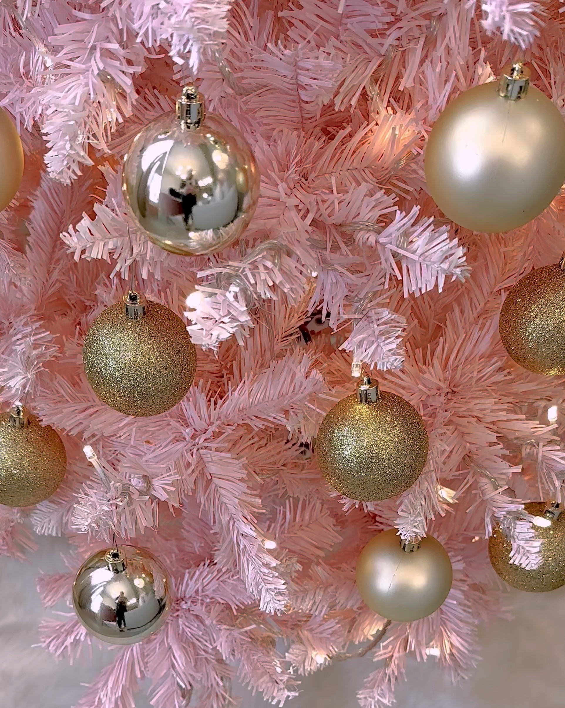 #LTKChristmas #LTKPinkChristmas #LTKHomeDecor