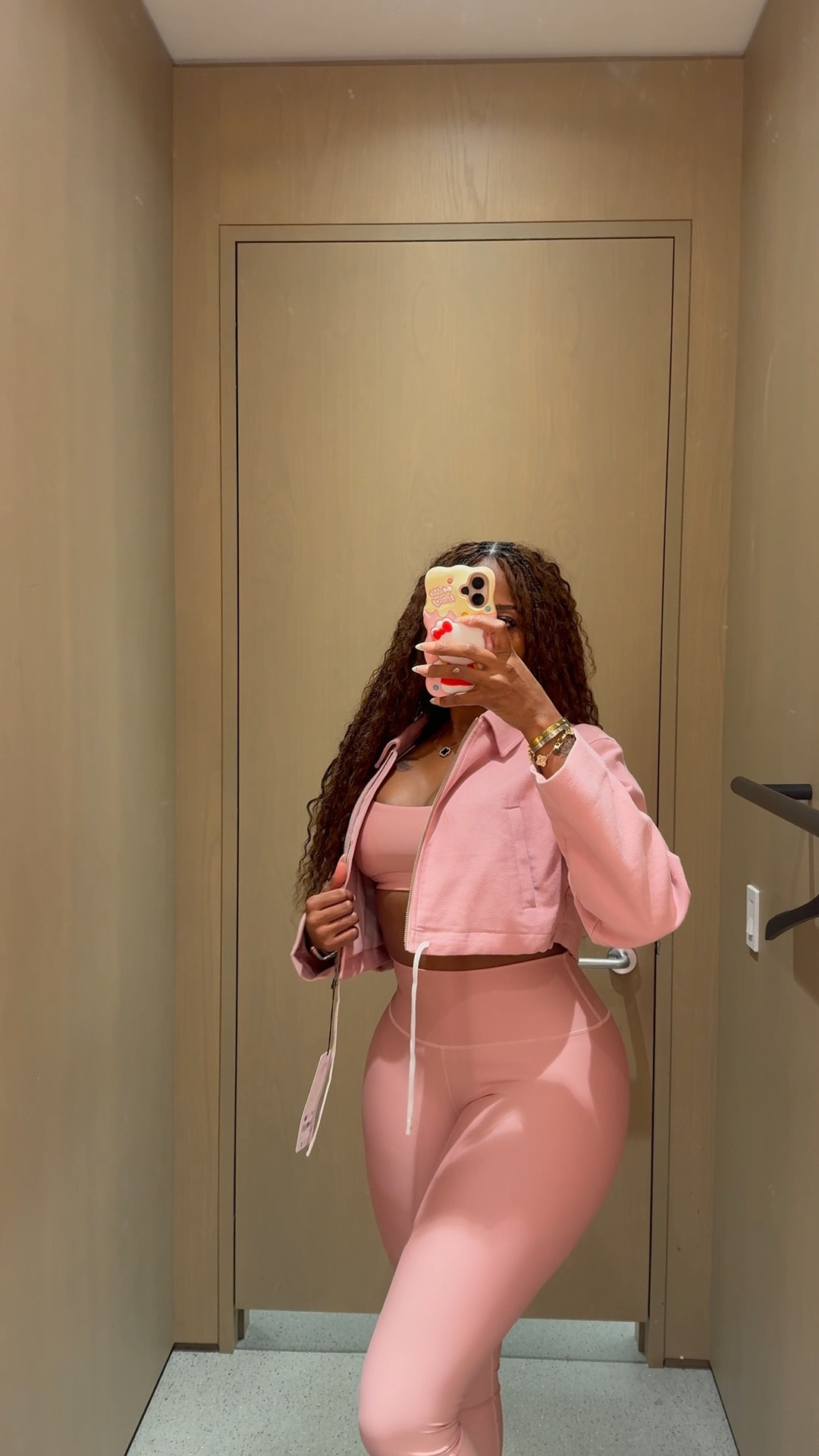 Vintage Pink is definitely my new Alo Favorite Color 💕🤏🏾

#LTKootd #LTKSpringSale