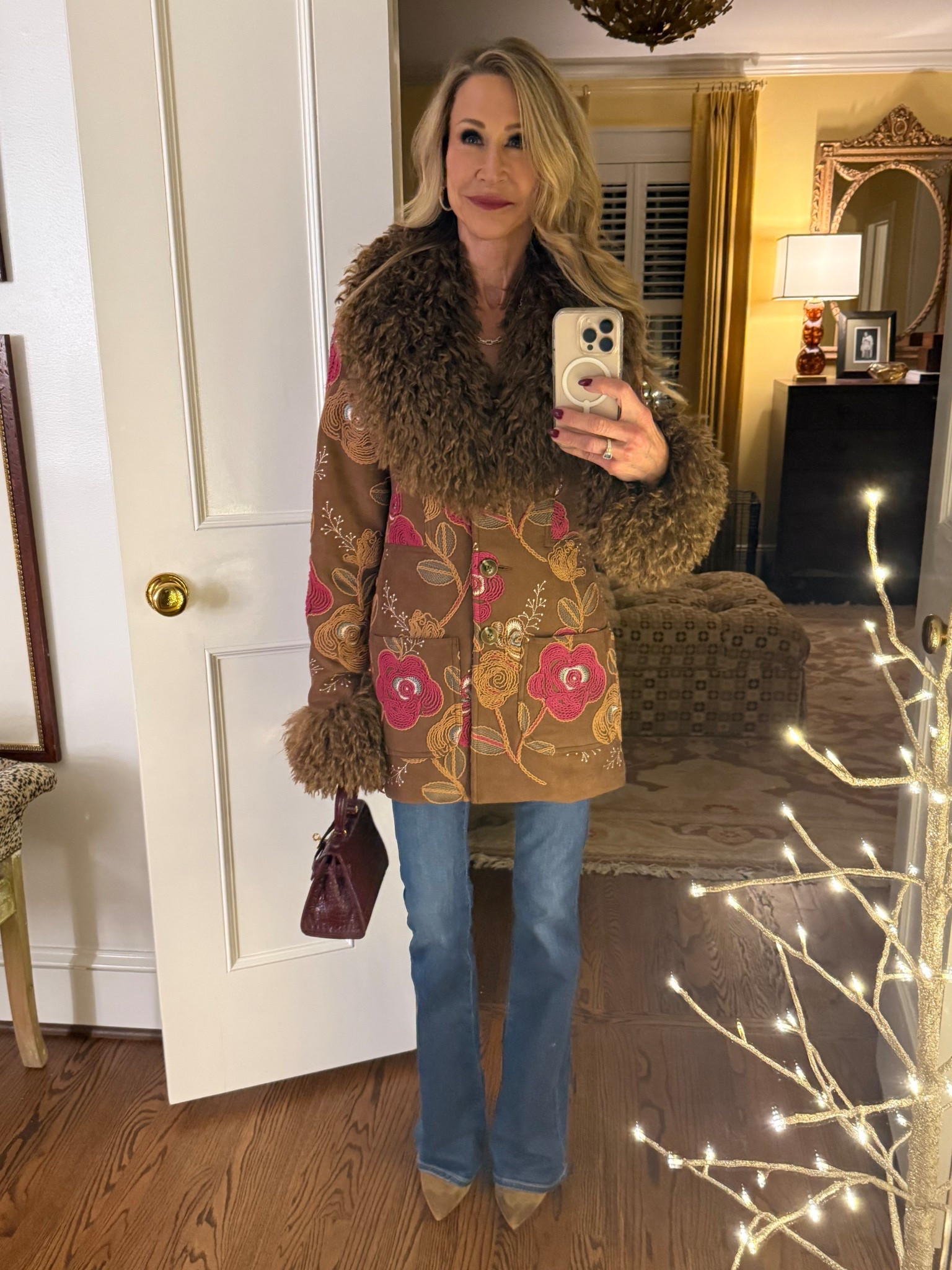 Dress up your jeans with a fur trim jacket!  This fabulous one is from Anna Sui and I’ve linked the exact one as well as a few others!  The booties are from Veronica Beard!


#LTKOver40 #LTKSeasonal #LTKHoliday