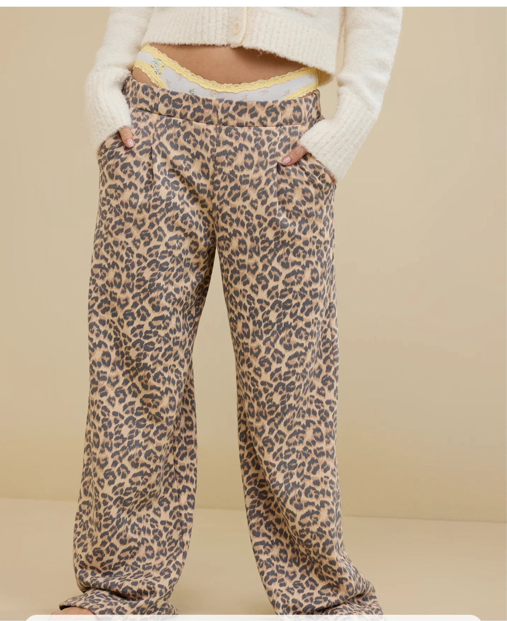 Leopard fleece wide leg pants  

#LTKMidsize #LTKFindsUnder50 #LTKStyleTip