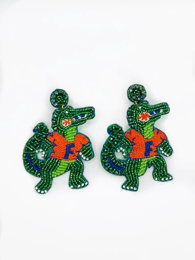 Green Gator Beaded Alligator Statement Earrings, Gators, Green, Handmade Earrings - Etsy | Etsy (US)