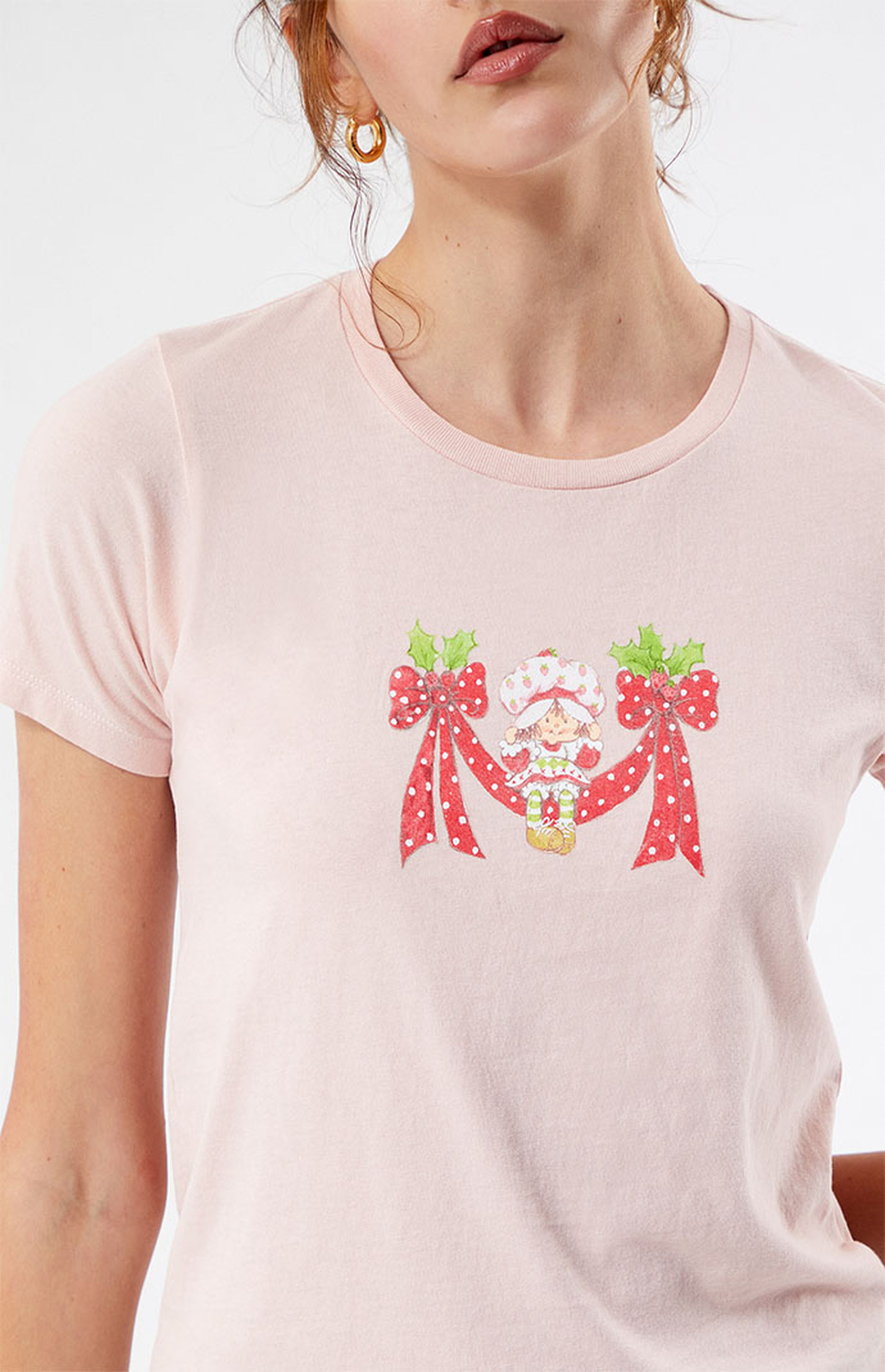Strawberry Shortcake Holly Bow T-Shirt | PacSun