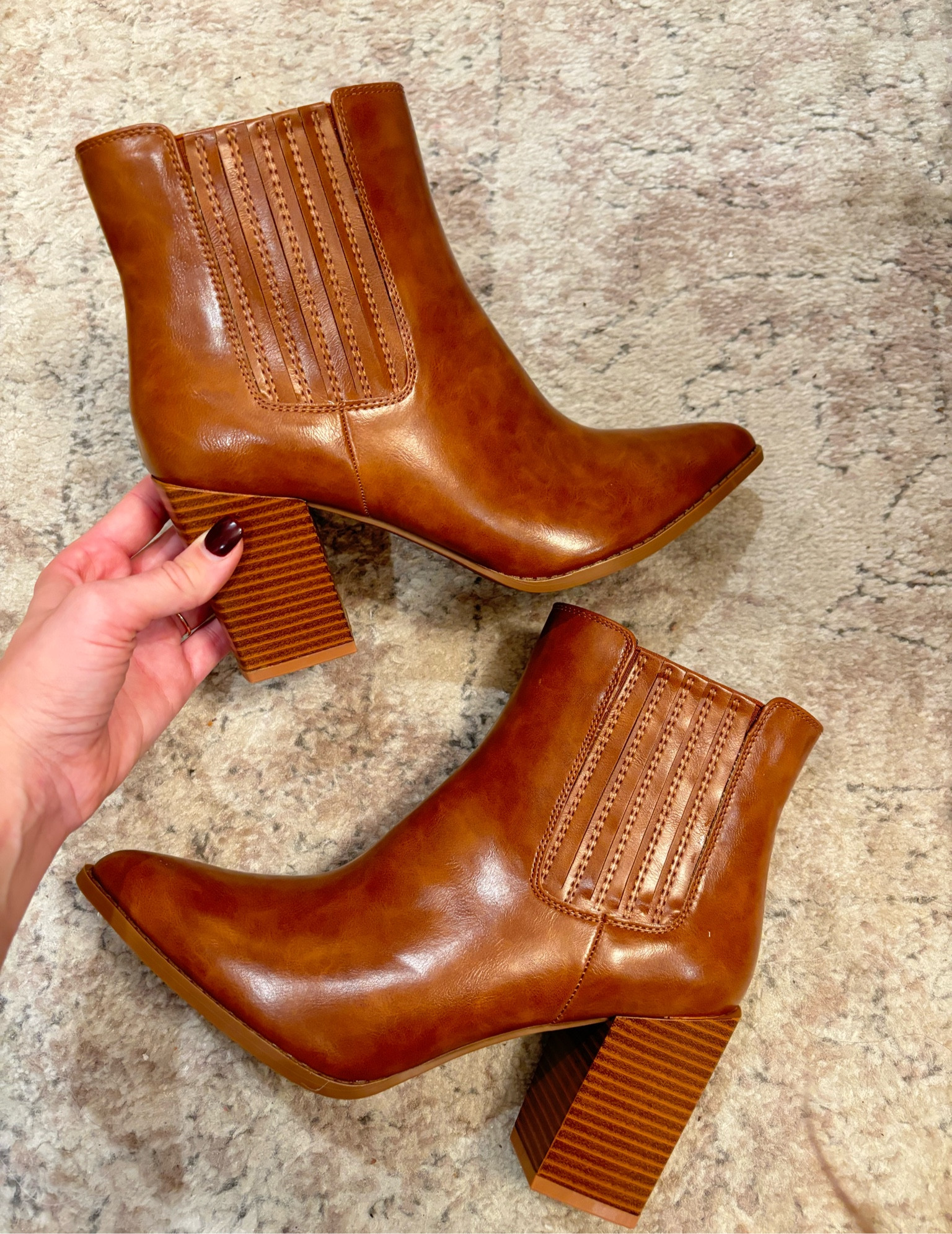 I found the perfect bootie on Amazon! This shoe fits true to size and goes with just about anything! I will be wearing these shoes on repeat all fall!

Amazon fall shoes , Amazon fall finds , fall shoes , fall booties

#LTKFindsUnder50 #LTKStyleTip