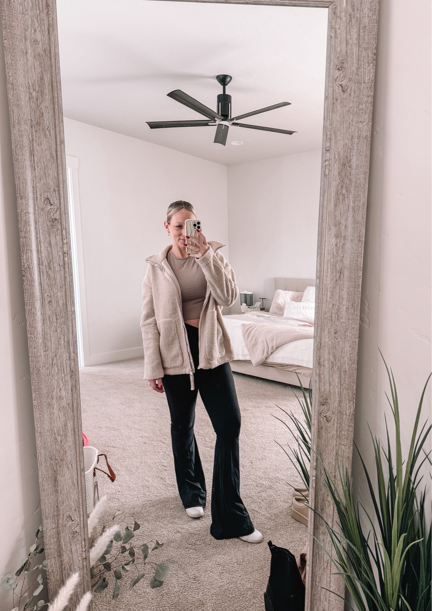 I’m actually happy that flair leggings are back in 🤍

#LTKActive #LTKFindsUnder50 #LTKStyleTip