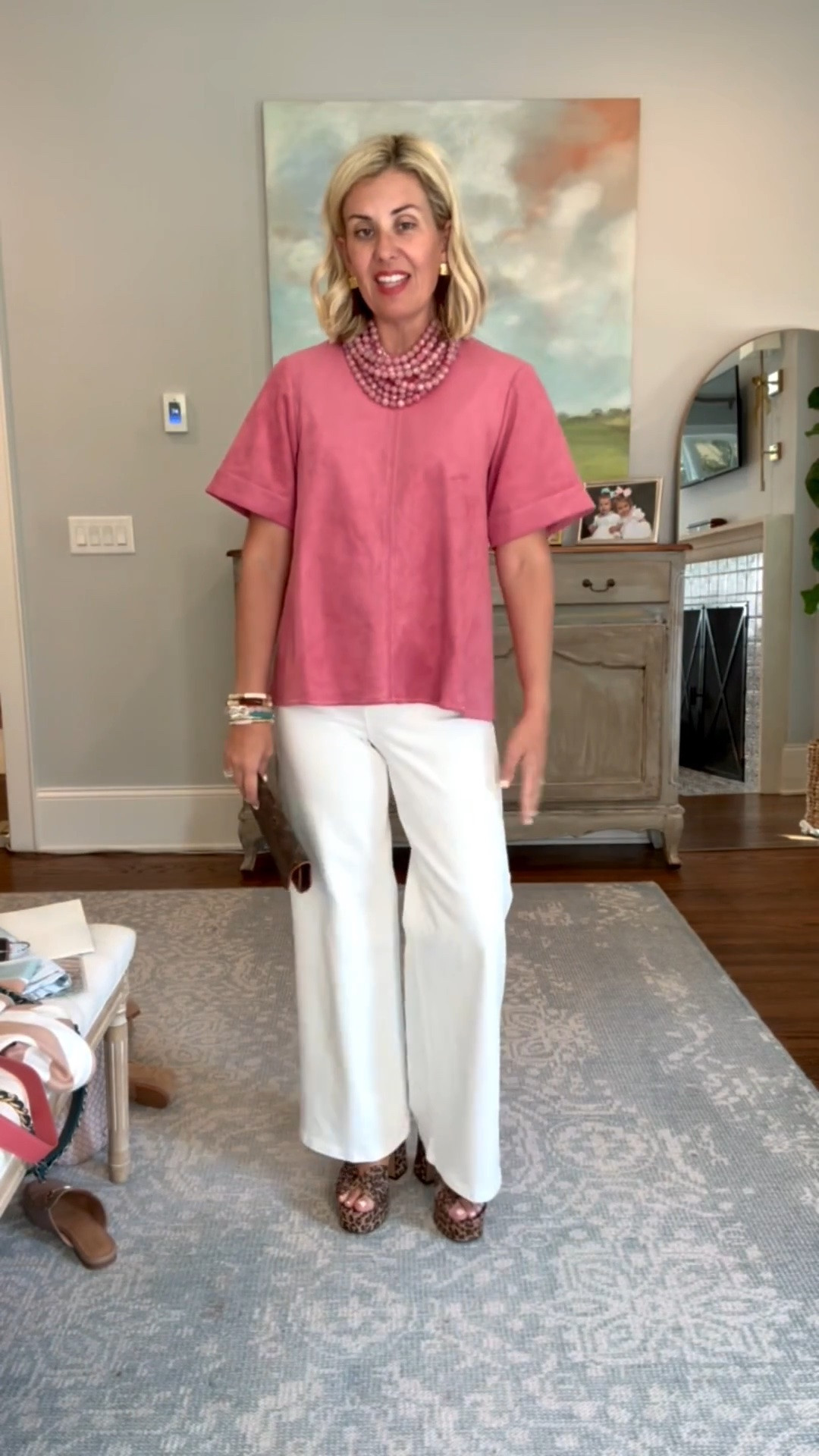 The Emmy top we all know & love. Styling my fave Spanx jeans all the ways!! 
Sizing:
Jeans - xs petite 
Top - xs
Heels 8 tts 

 Codes:
*Allie + Bess - Cathrine20