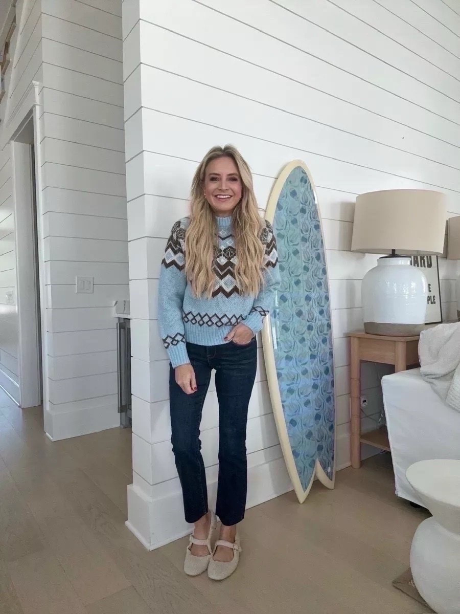 Cutest sweater and jeans combo for winter.

Follow my LTK @thefancyashley on the @shop.LTK app to view this post and get my exclusive app-only content!

#LTKootd #LTKSeasonal #LTKdayinmylife