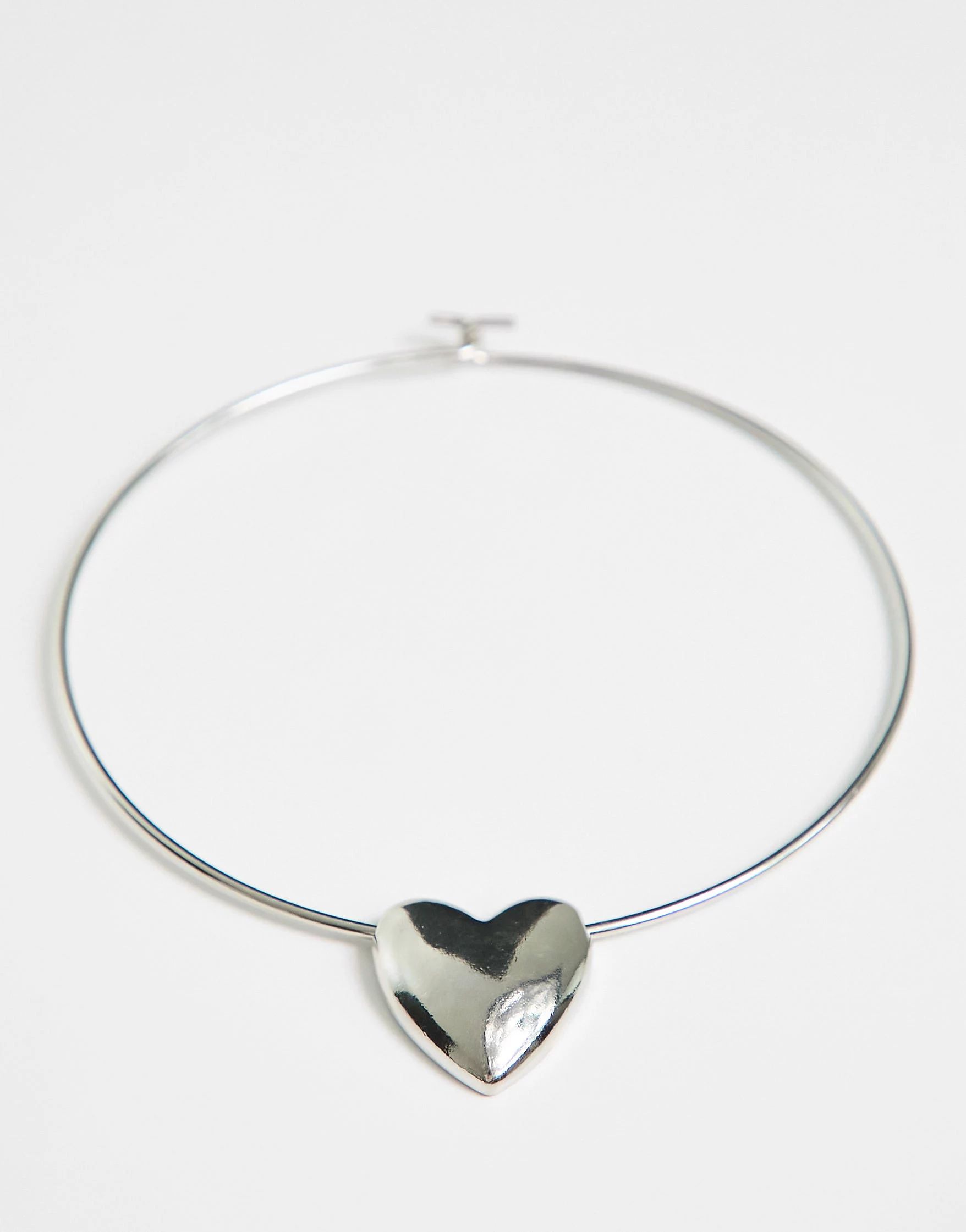 ASOS DESIGN torque choker necklace with puff heart design in silver tone | ASOS (Global)