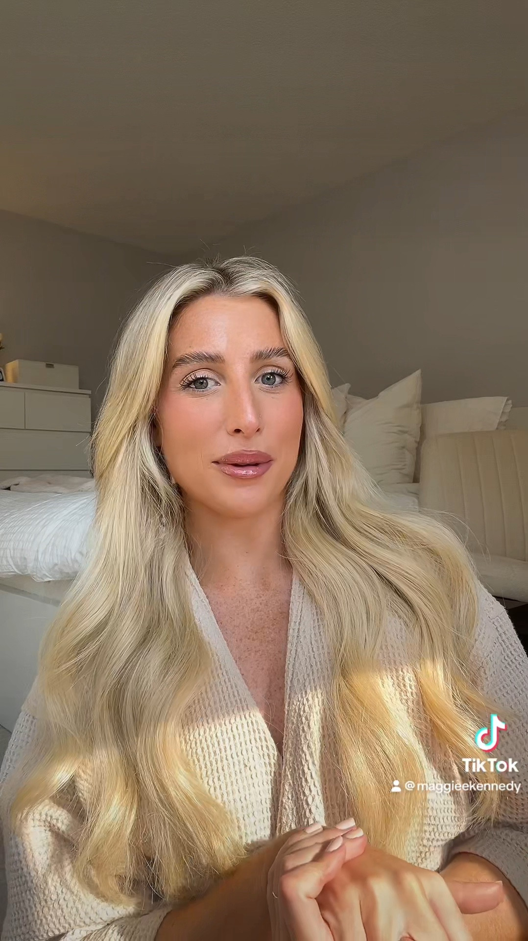 Products I can’t do my summer makeup without 🍒