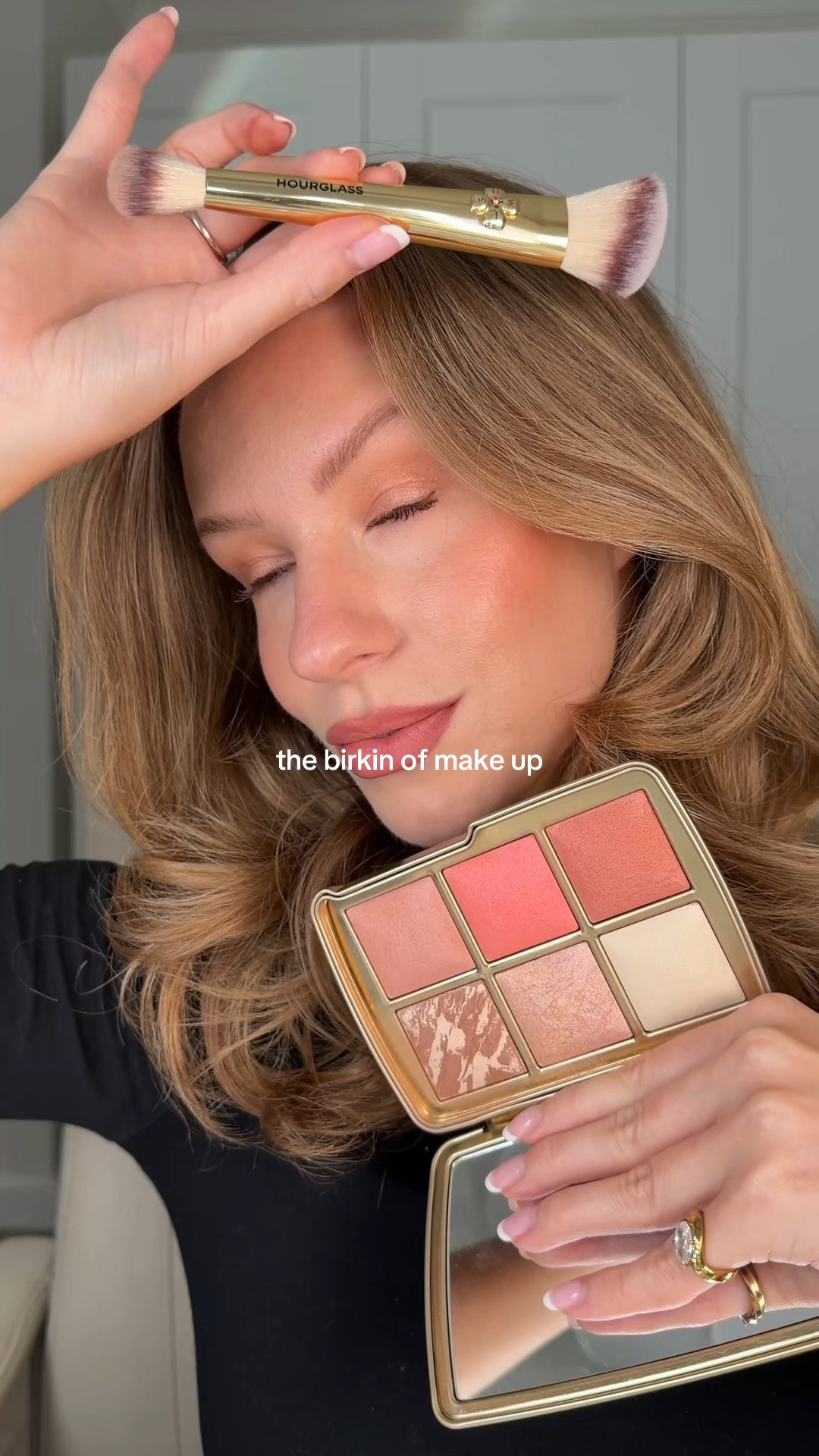Hourglass ambient lighting edit - wish (gift guide, Christmas gift idea)