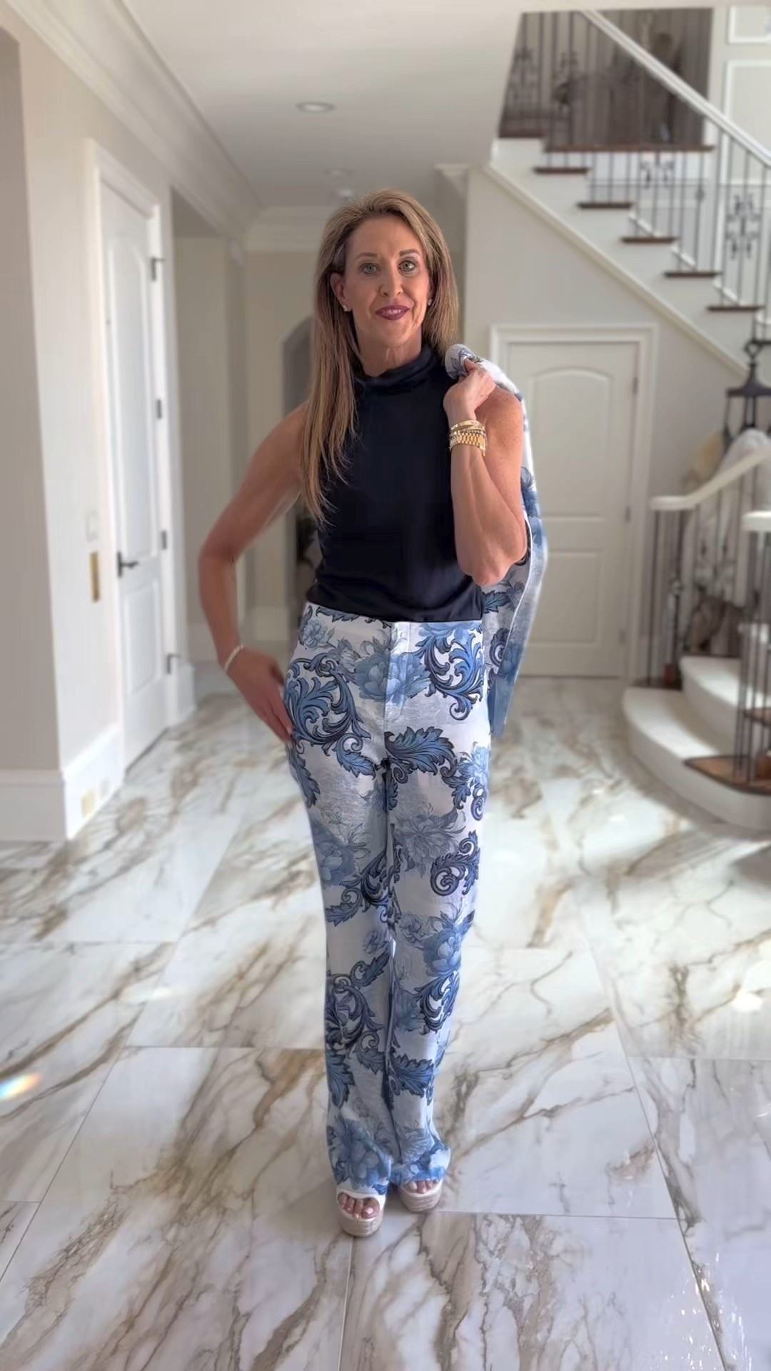 New Print from Alice + Olivia. Get this before its gone  

#LTKSeasonal #LTKOver40 #LTKStyleTip