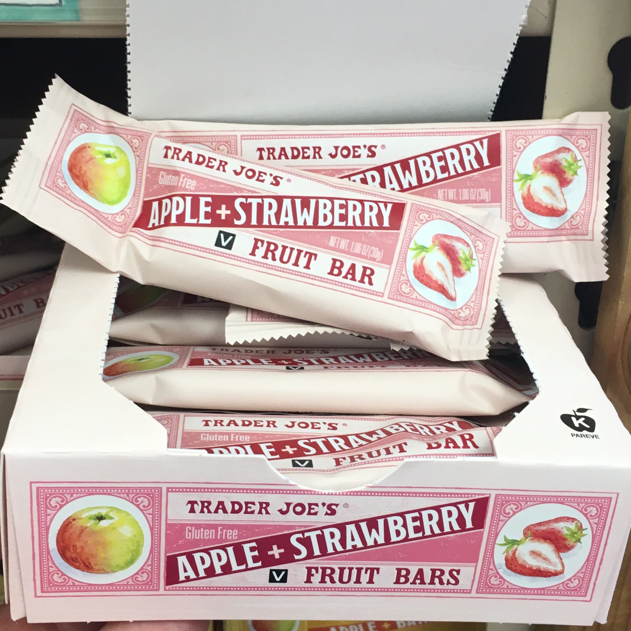 Trader Joe's Apple + Strawberry Fruit Bar, 12 Pack | Amazon (US)