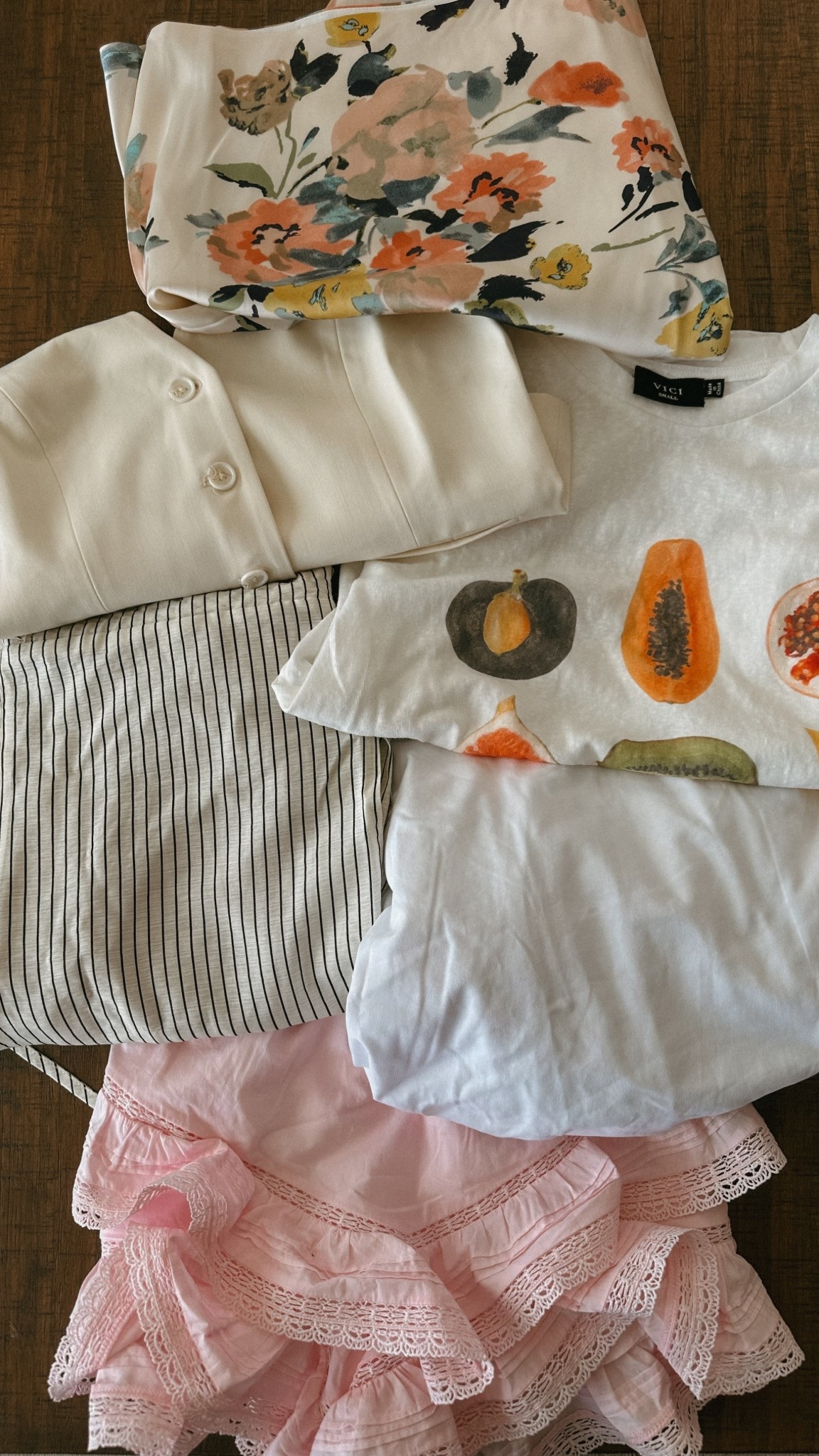 @VICI CLOTHING HAUL! Use code: SKYLARSAVE35

#LTKdayinmylife #LTKActive #LTKMidsize