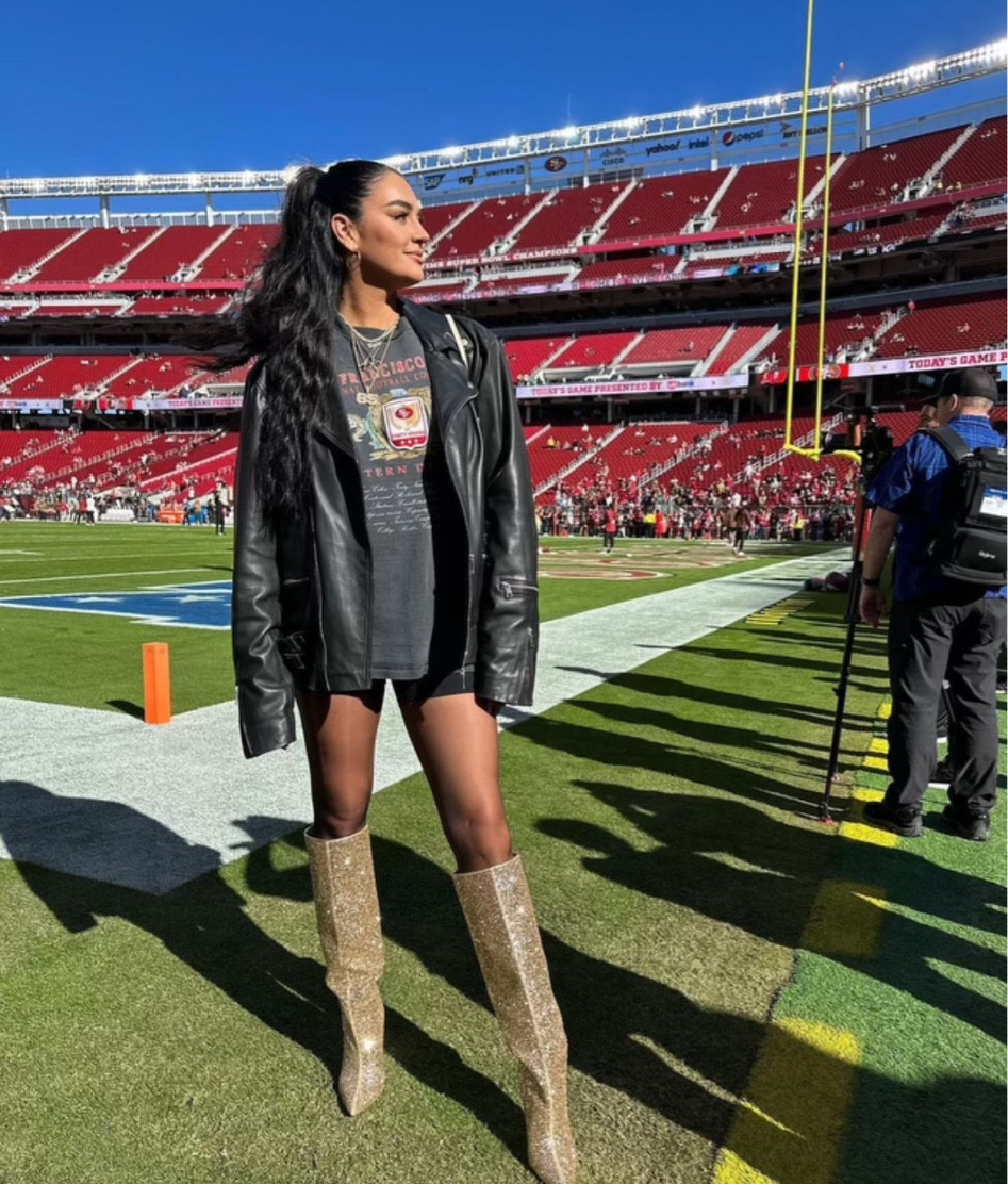 Leather jacket gameday outfit 