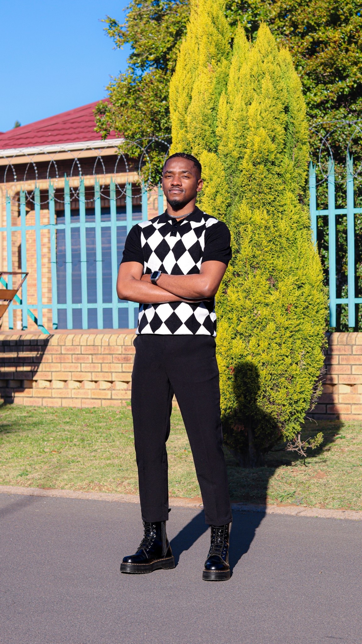 Day 542 of What I Wore Yesterday 
My favourite golfer and pants from my latest SHEIN order! Snug fit & just the ideal length. #Mens #Dads #FathersDay #FathersdayGift #DrMartens #Mensboots

#LTKGiftGuide #LTKFindsUnder100 #LTKFindsUnder50