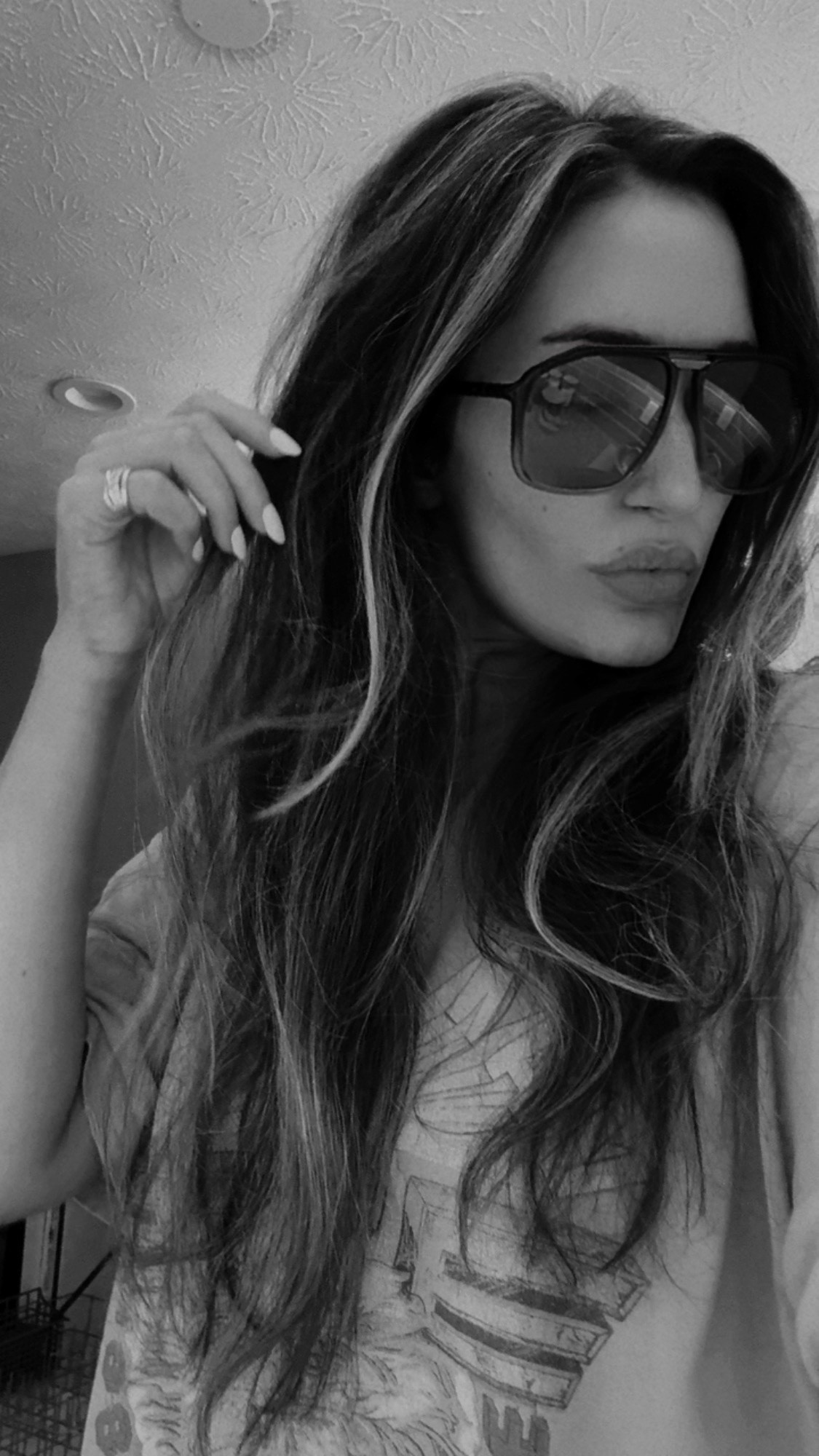 These glasses >>

#LTKdayinmylife #LTKWorkwear #LTKTravel