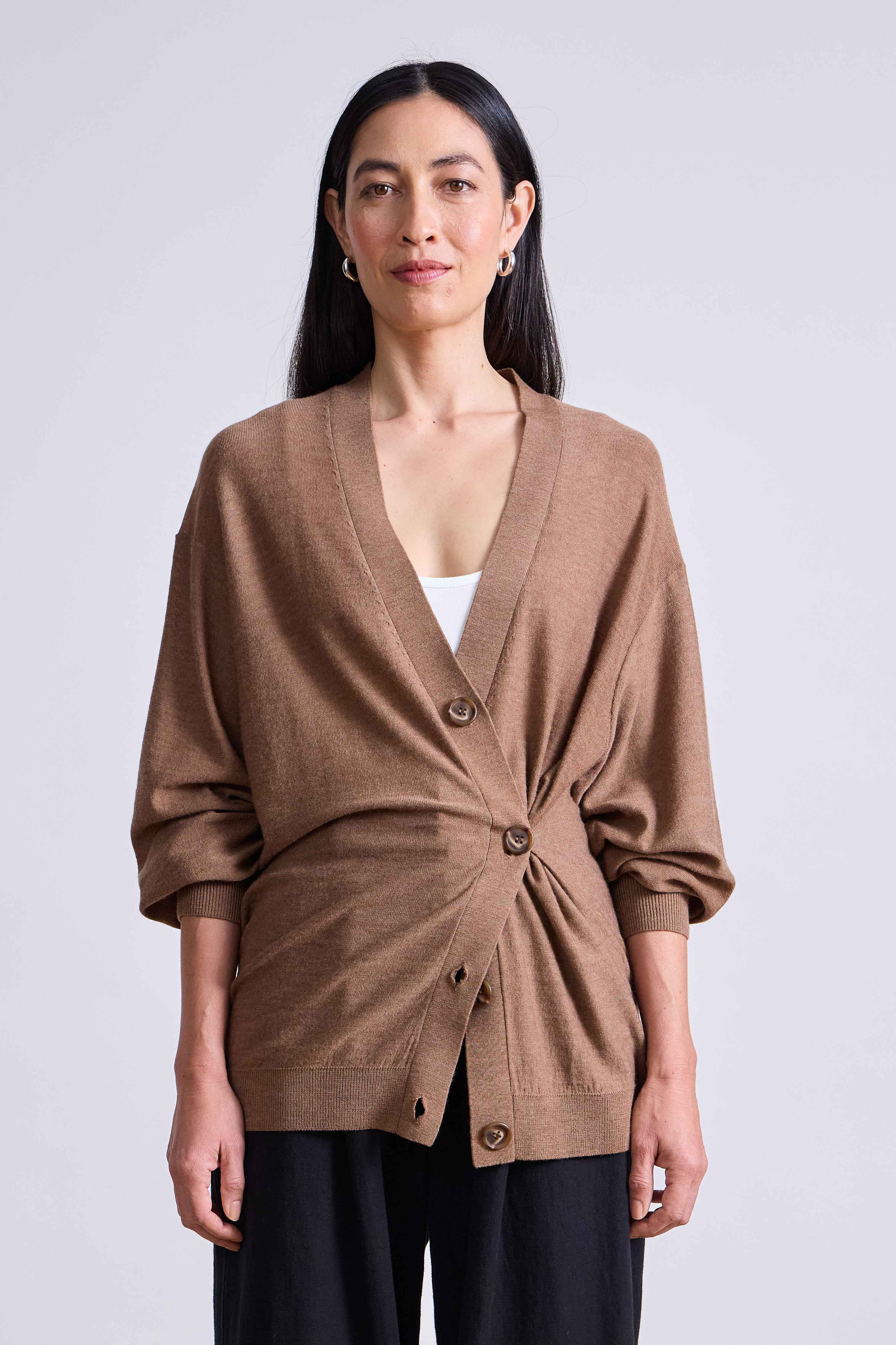 DRIPPY TISSUE CARDIGAN CAMEL / XXS | FEBE Clothing