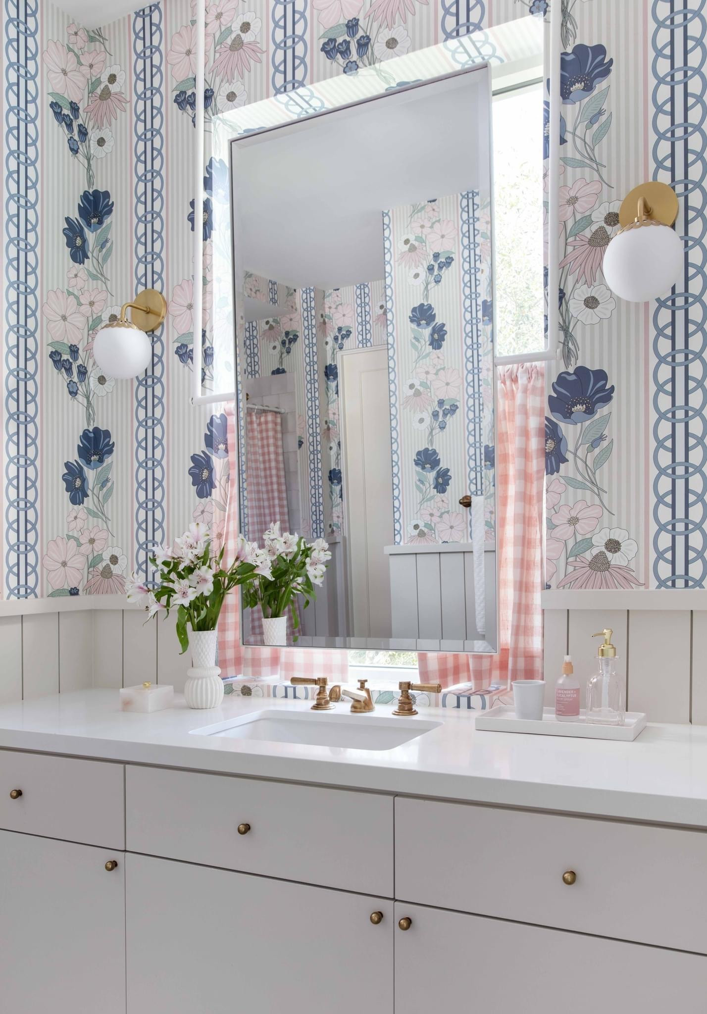 Girl’s Bathroom Design. Feminine Bathroom Decoration. Bathroom Design Goals. Luxury Interior Design. 💗

#LTKfamily #LTKkids #LTKFind