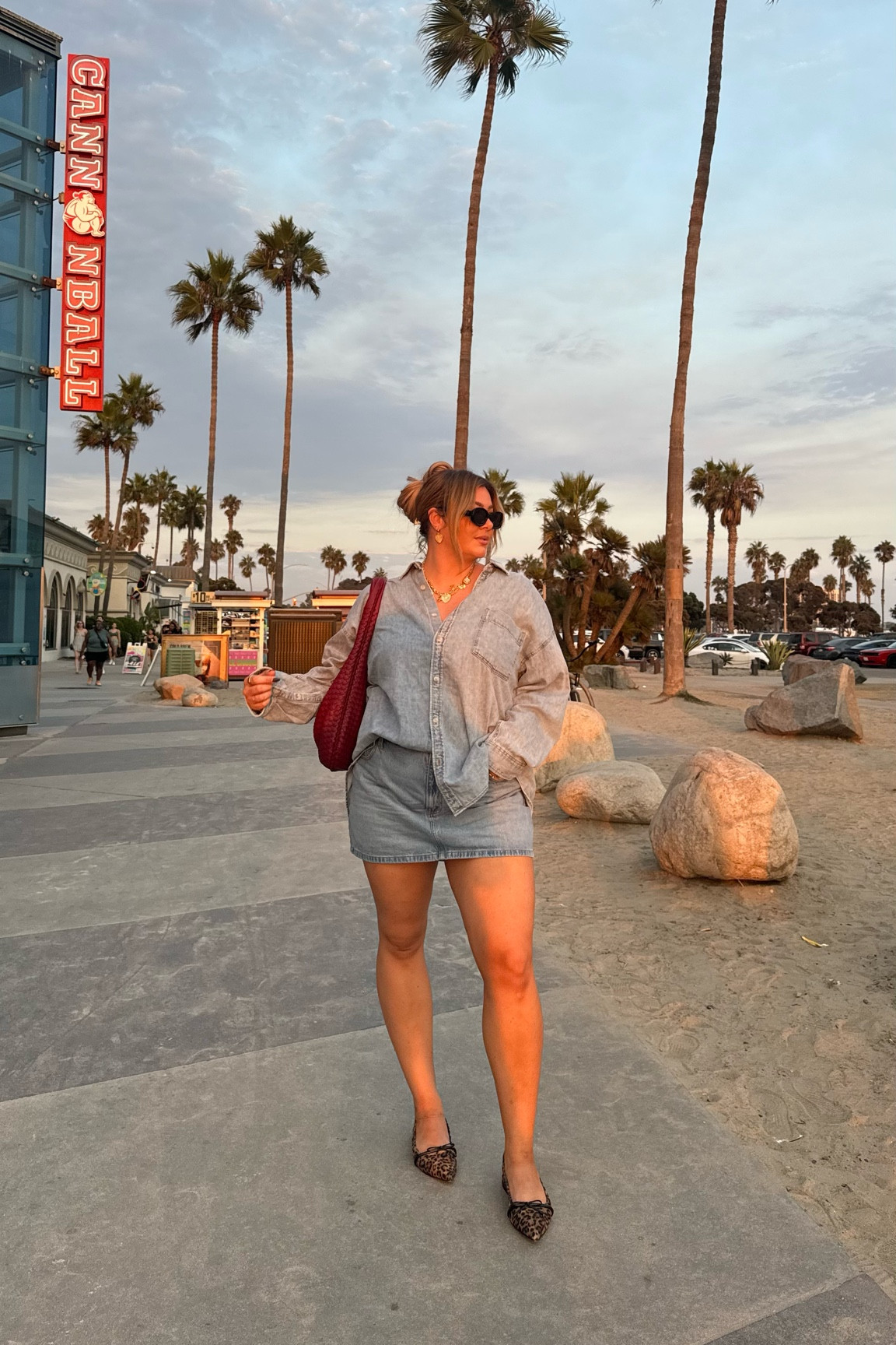 wearing a 34 in the skirt and a 2xl in the shirt 🤎

#LTKStyleTip #LTKMidsize #LTKSeasonal