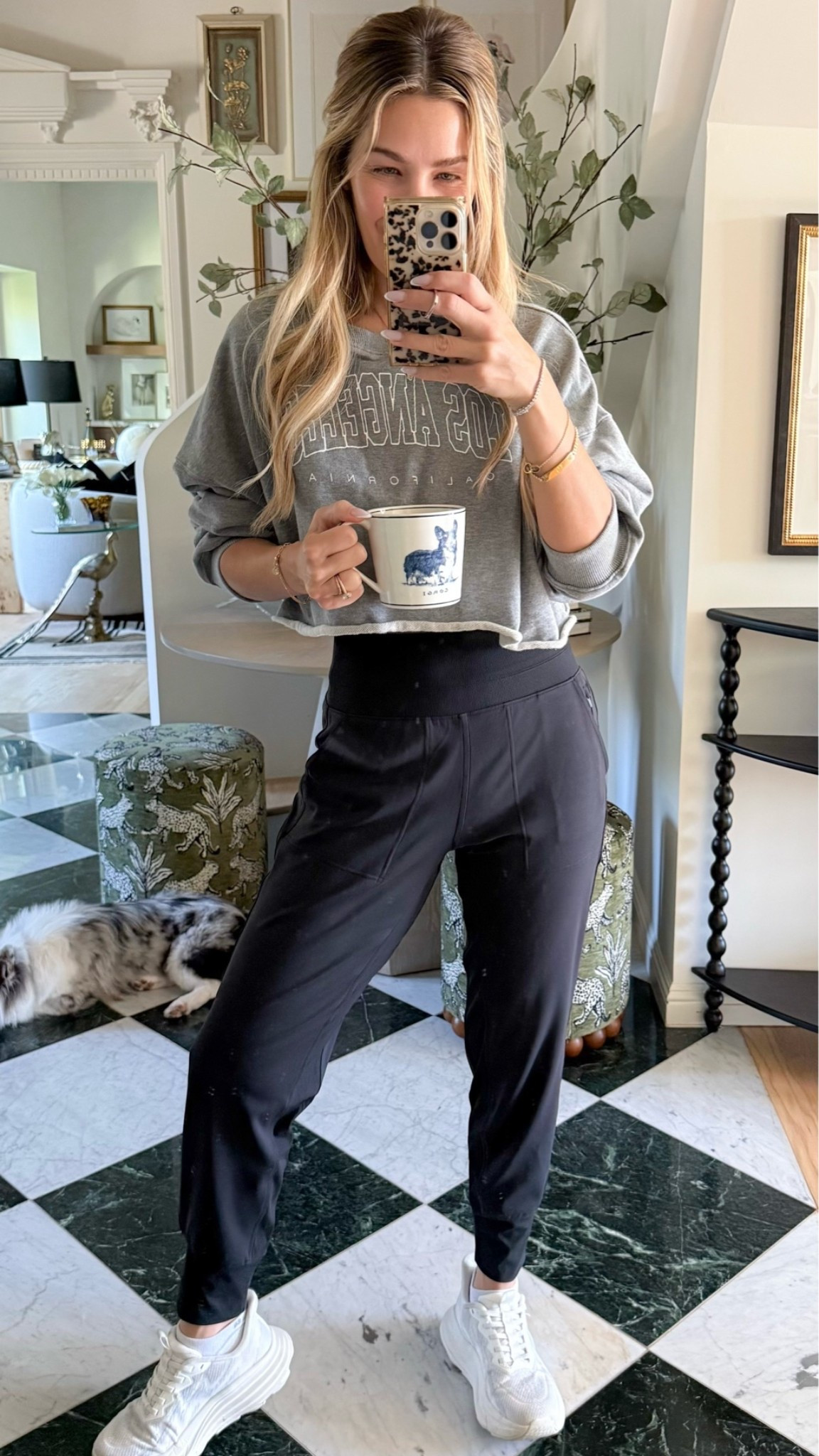 The BEST joggers on major sale! Fit TTS! Love the high waist and material, perfect for travel, too!

#LTKSaleAlert #LTKootd #LTKTravel