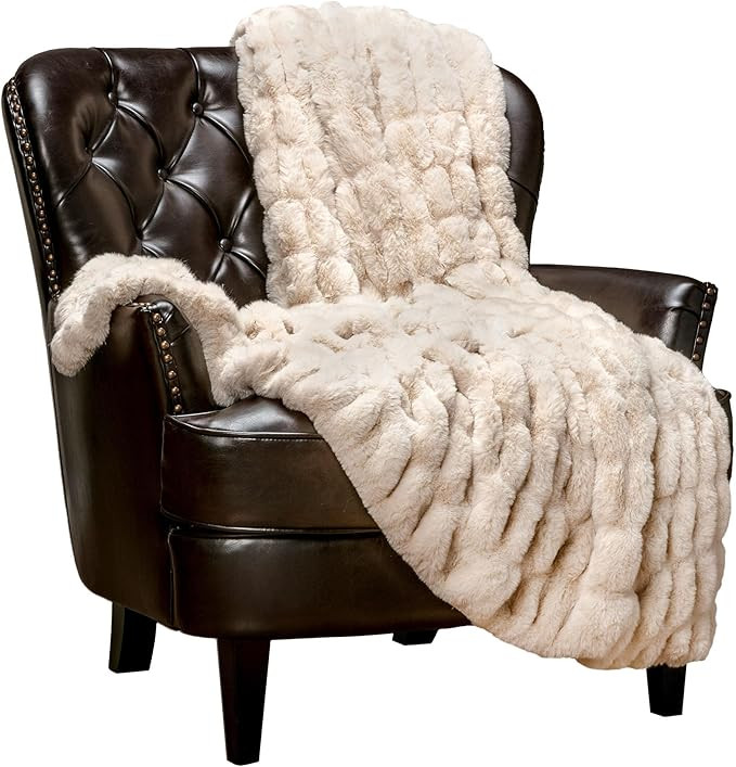 Chanasya Premium Ruched Faux Fur Throw Blanket - Luxurious, Soft Reversible Mink Blanket - 50" x ... | Amazon (US)