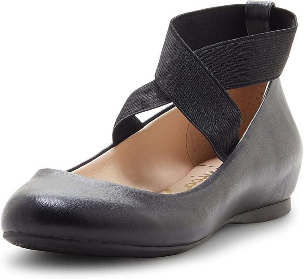 Jessica Simpson Women's Mandayss Pull-On Criss-Cross Ankle Ballet Flats | Amazon (US)