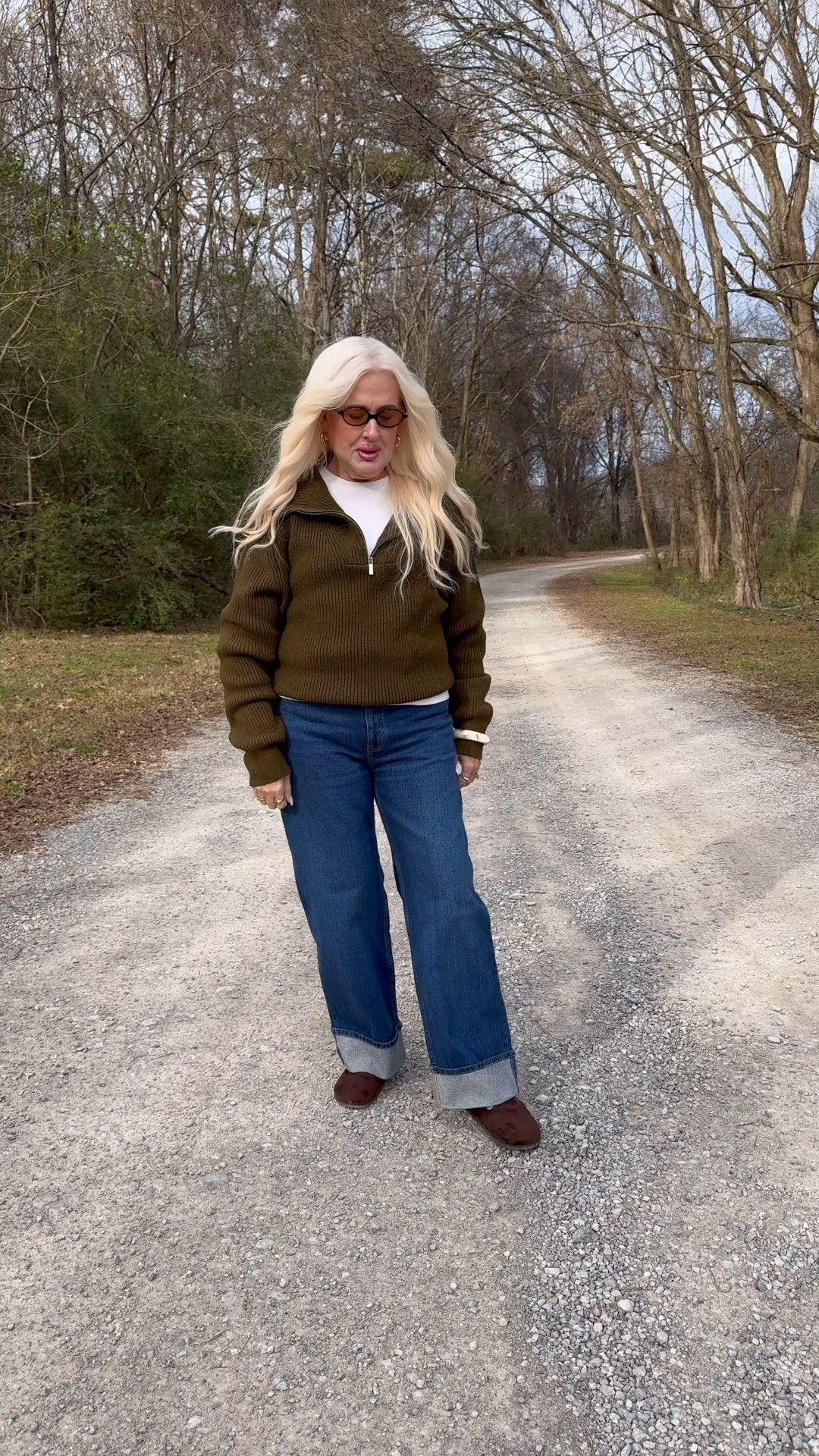 “When the weather can’t make up its mind… we layer.”
Today’s look: COS tee ➝ olive high-collared wool knit ➝ long chocolate wool coat ➝ finished with a pashmina wrapped over the head and neck.

This is your reminder that quality natural fibers are your best friend in unpredictable temps — warm, breathable, elegant. And the holiday sale season is the time to stock up on those timeless basics that make every outfit feel luxe.

Follow me on LTK for the best deals, daily style inspo, and curated pieces you’ll wear for years.✨
#over50style #winteroutfits #elevatedbasics


#LTKFindsUnder100 #LTKCyberWeek #LTKHoliday