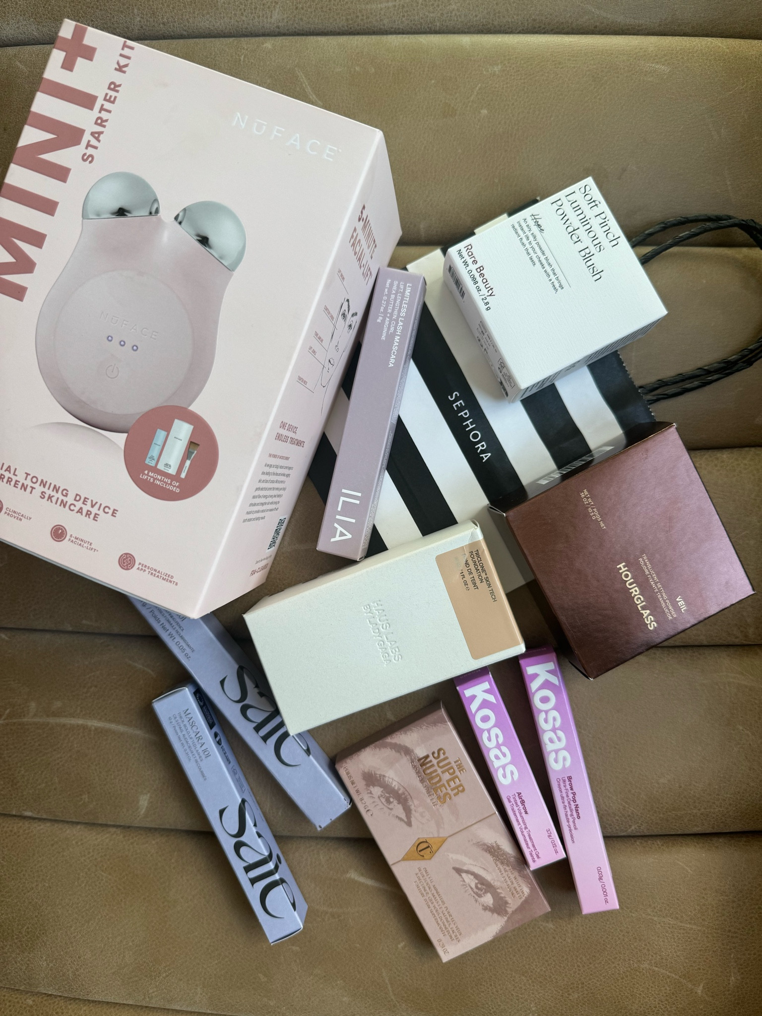 Everything non-toxic I got from the Sephora sale! 

Sephora sale 
Makeup 
Nontoxic makeup 
Beauty 

#LTKHoliday #LTKBeauty #LTKSeasonal