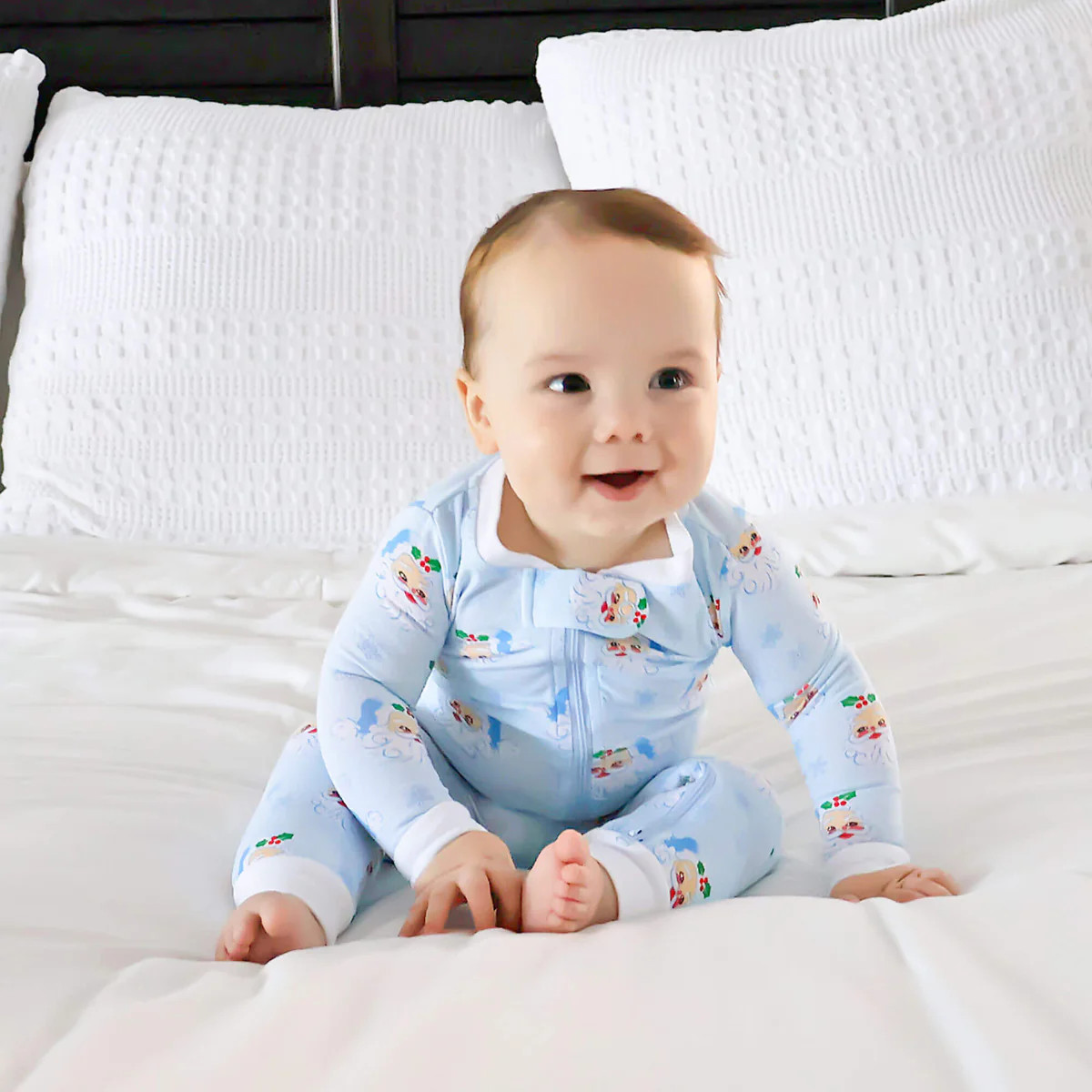 Vintage Santa Blue Print Zip Sleeper | Classic Whimsy