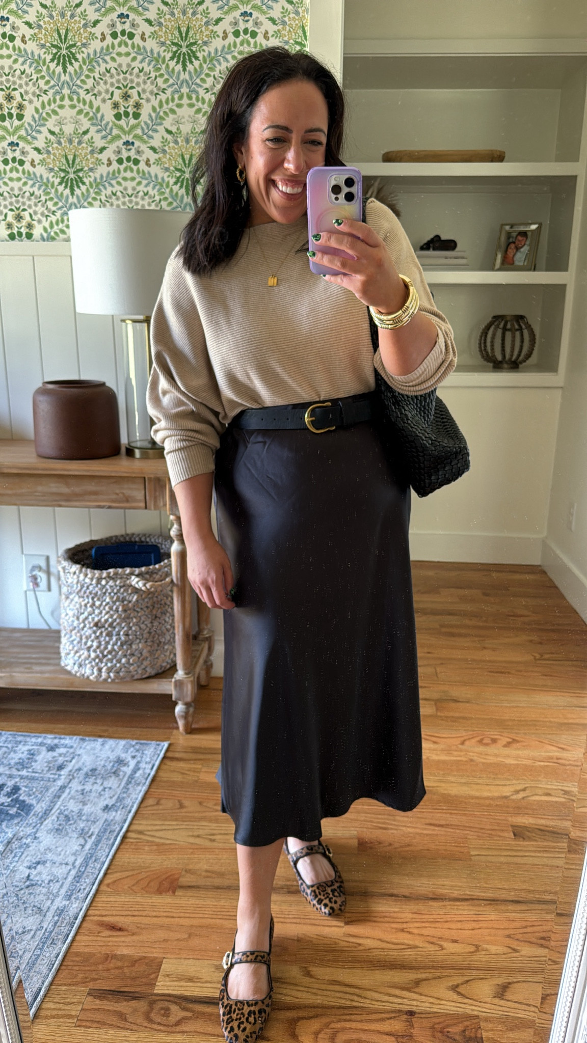 Midsize capsule wardrobe outfit 🤍


Teacher outfit, Workwear outfit, office outfit, Amazon skirt, Amazon fashion, Linen pants, old navy, closet staples, button front cardigan, satin skirt, baggy jeans, olive denim, white button up, denim jacket, sweater top

#LTKWorkwear #LTKMidsize #LTKStyleTip