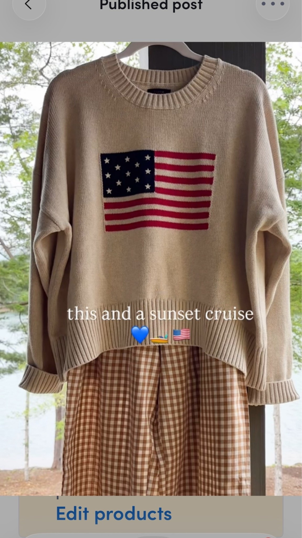 Even better with fall leaves 🍁
🇺🇸 Sweater restocked at Quince!