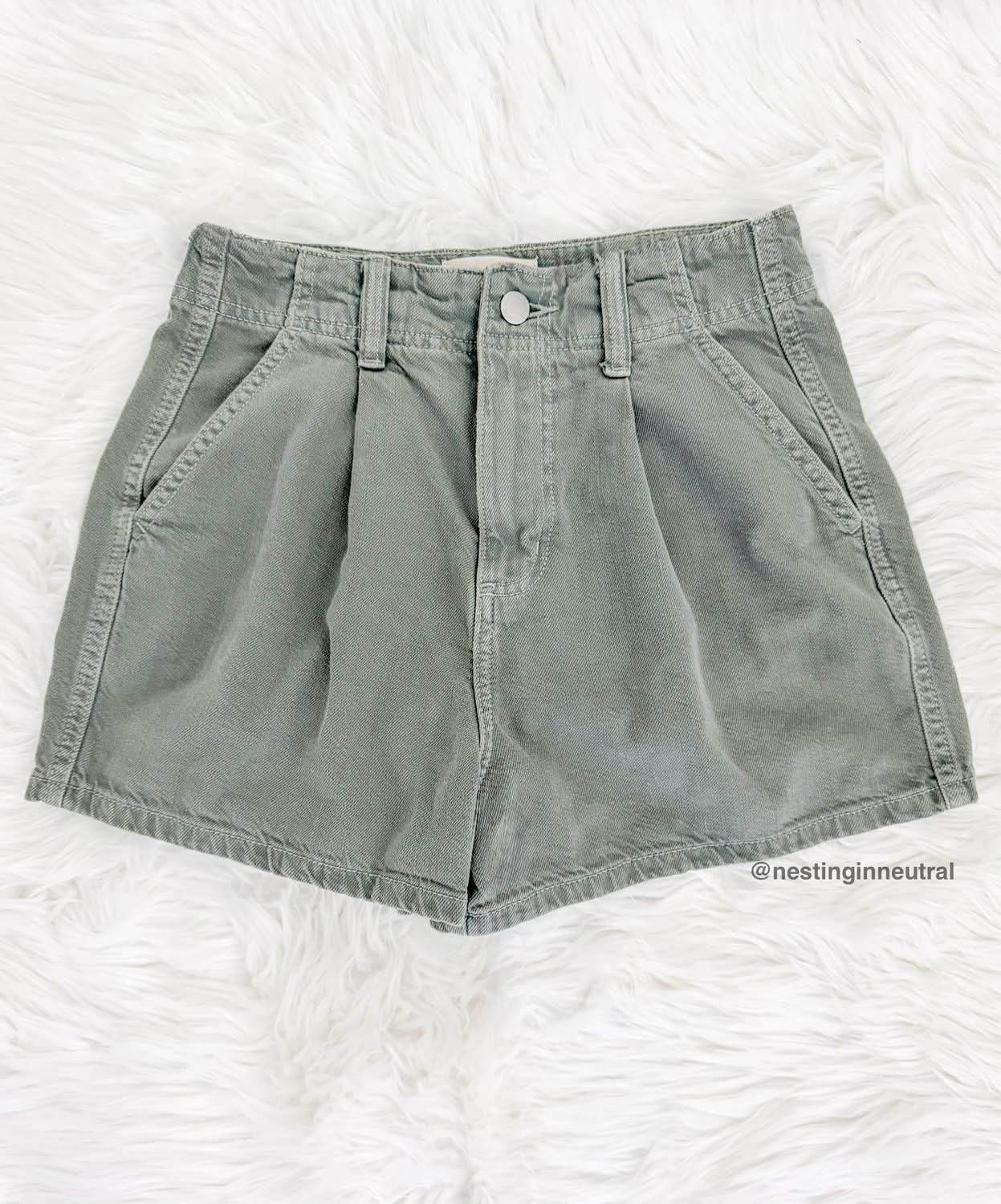 ‼️0 N L Y  $ 1 1  R I G H T  N O W‼️

Holy cannoli this is amazing!! Not sure how my denim shorts have dropped this l o w…but I am sooooo here for it🙌 These are so freakin’ cute and come in blue too! 

Vacation, shorts, summer 

#LTKTravel #LTKSeasonal #LTKU