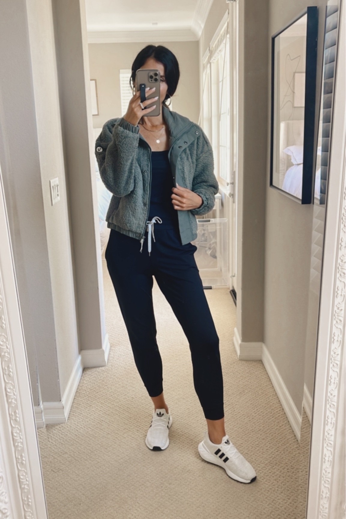 Athleisure, joggers, sneakers, accessories, StylinByAylin 

#LTKSeasonal #LTKunder100 #LTKfit