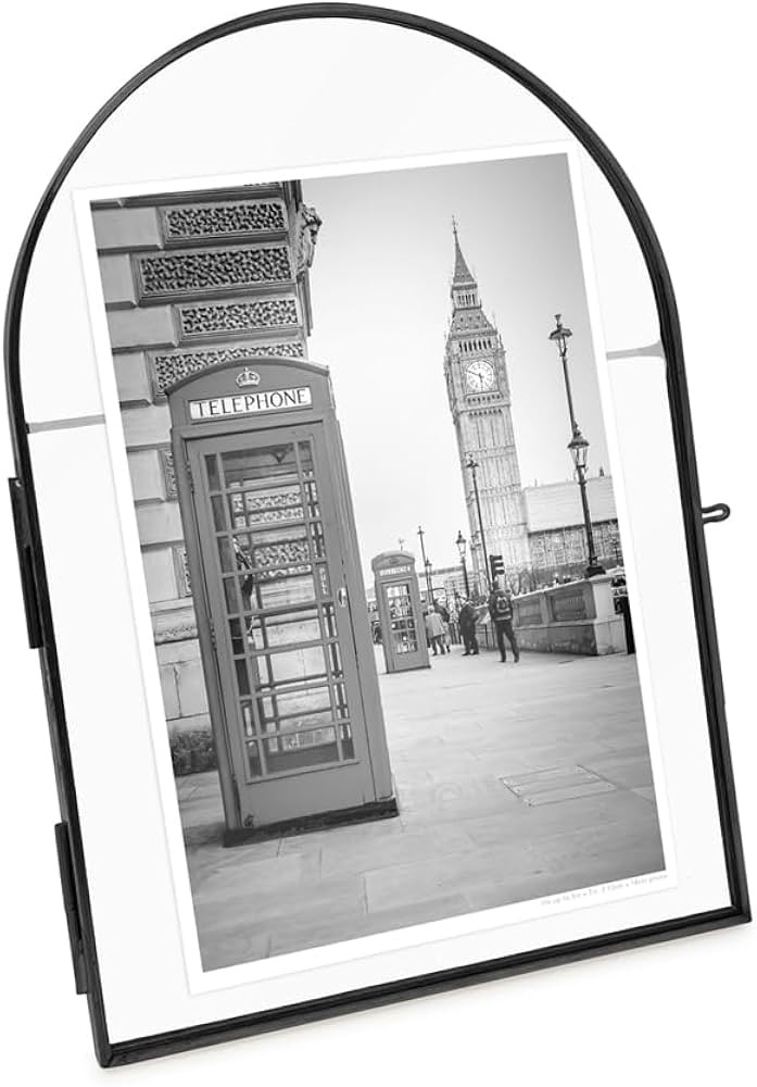 Isaac Jacobs 5x7 Vintage Style, Arched Brass & Glass Metal Floating Picture Frame with Locket Clo... | Amazon (US)