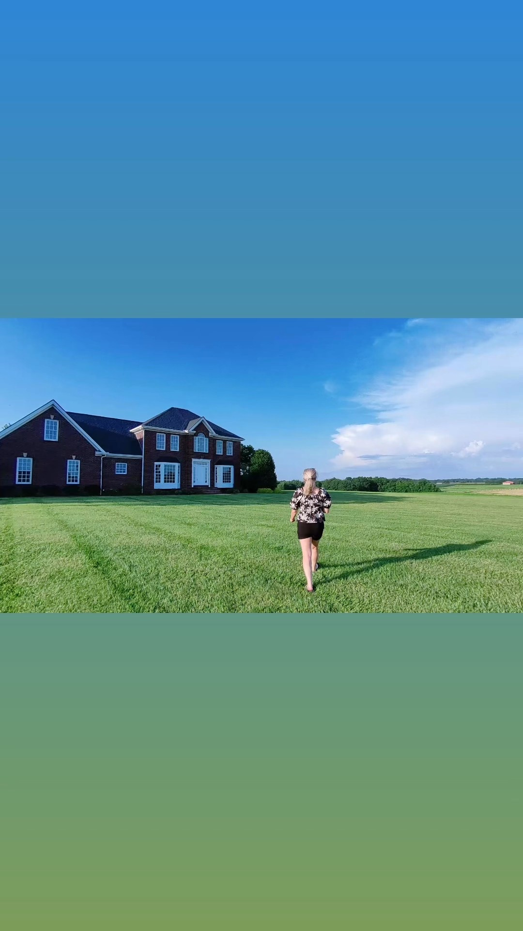 ✨ Tennessee charm + tech vibes ✨
Touring dreamy homes and capturing every angle with my go-to must-have! Whether you’re a content creator, real estate pro, or just love cool gadgets—this little device is a game-changer.

📍Filmed in Tennessee
🎥 Product tagged—trust me, you’ll want it!

#LTKHome #OnTheGoTech #SouthernLivingStyle #RealEstateLife #DroneMagic #TennesseeViews
