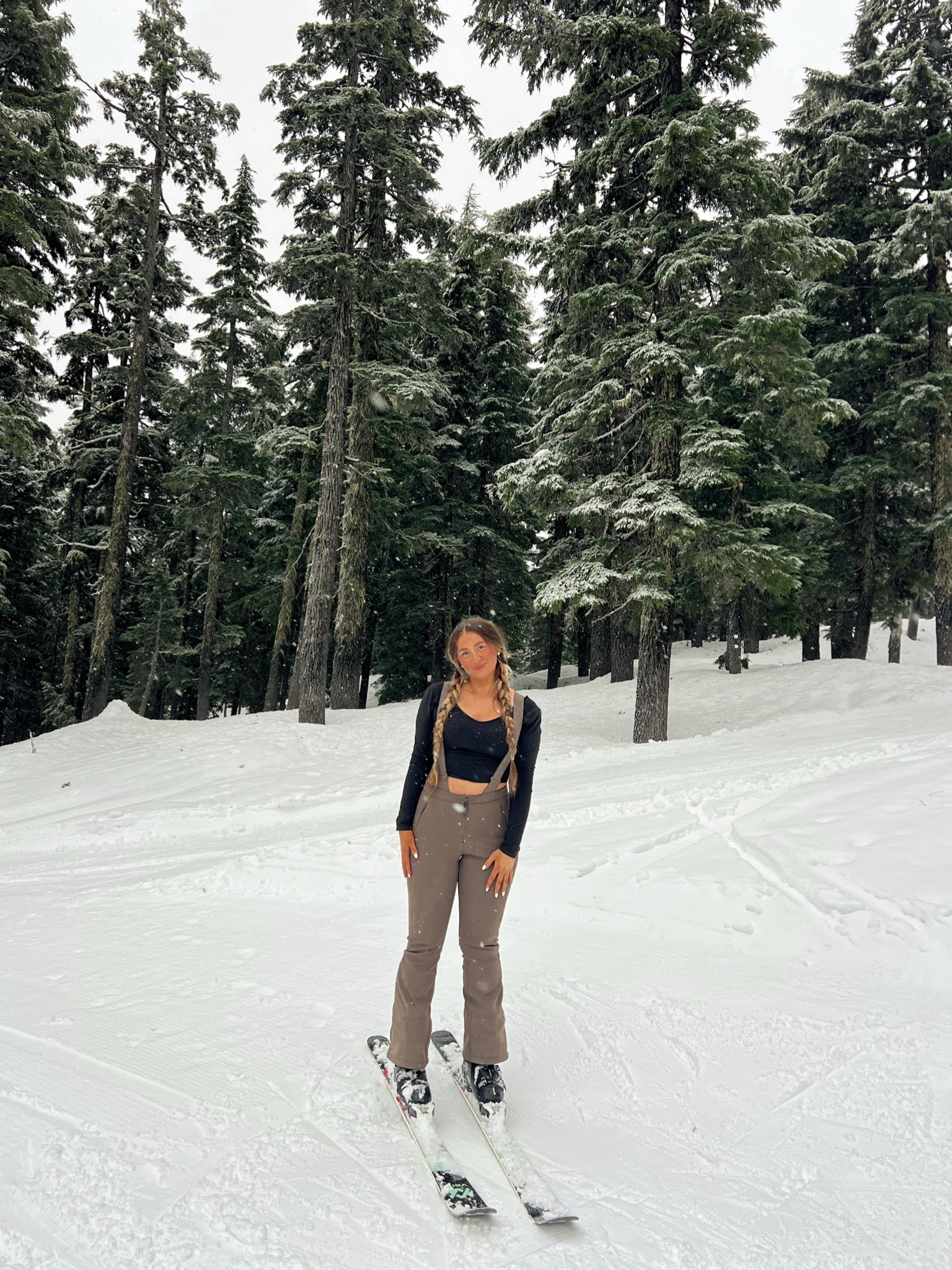 snow / skiing outfit ❄️🏔️🤍⛄️⛷️

#LTKFitness #LTKGiftGuide #LTKHoliday