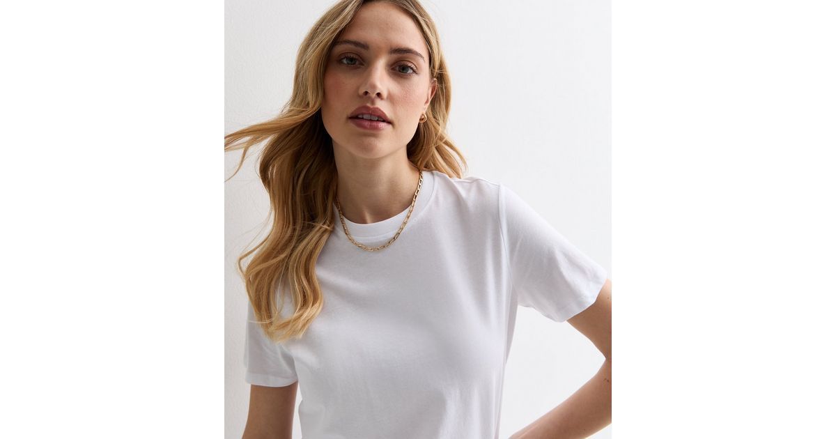 White Cotton Crew Neck T-Shirt
						
						Add to Saved Items
						Remove from Saved Items | New Look (UK)