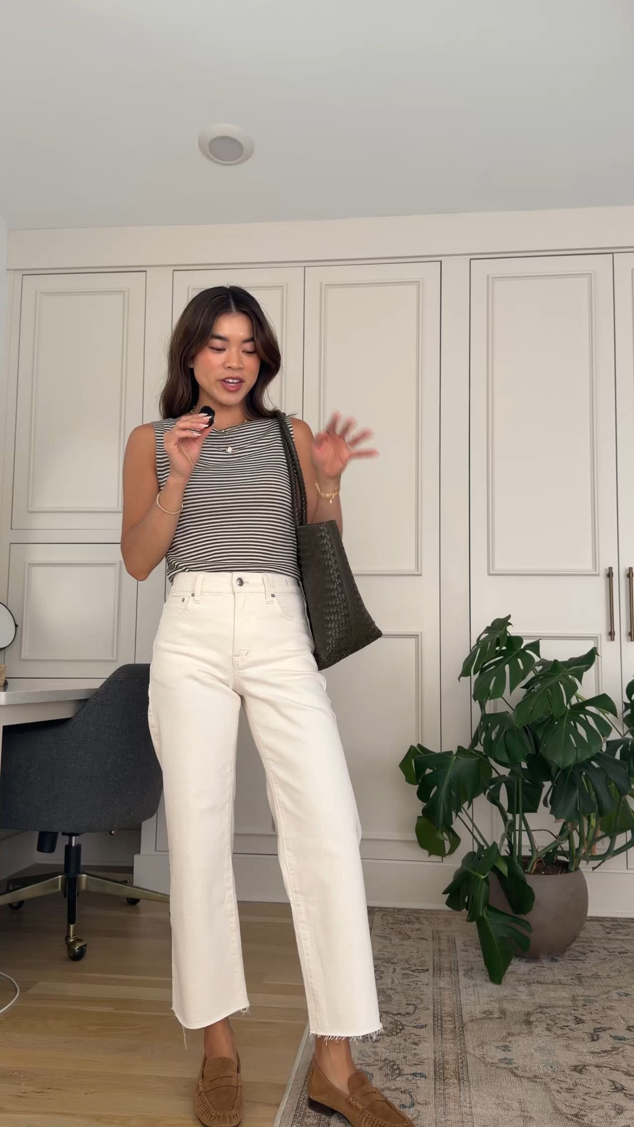 These are some of my favorite white jeans. These @Madewell cropped pants are petite friendly!

Sizing info: 
•Madewell The Perfect Vintage Wide-Leg Crop Jean (Size 24 Petite in Vintage Canvas)
•Madewell Boatneck Sleeveless Sweater (Size XS in Ivory and Olive Mini Stripe)
•Madewell The Signature Woven Tote (In Faded Olive)
•Madewell The Ashley Ruched Loafer in Suede (In Aged Cognac)

Petite style, petite fashion, mom outfit, mom style, petite pants, petite outfit ideas, petite outfits, best pants for petite, petite denim, spring style, spring outfits, beach outfits, vacation outfits, wedding guest dress, summer outfit, madewell outfits, madewell jeans, madewell blouse, summer top,

#LTKootd #LTKSeasonal #LTKPetite
