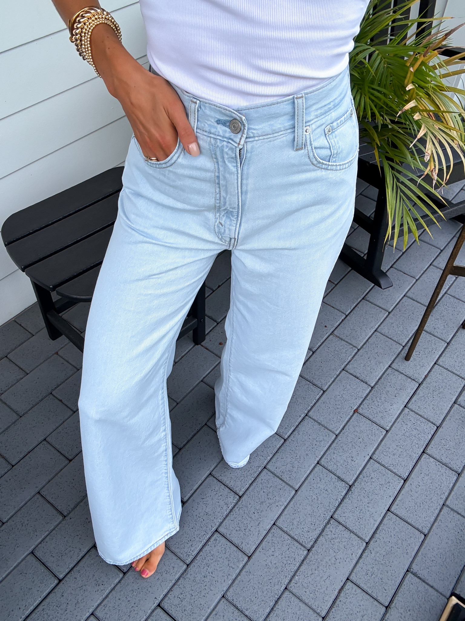 Scroll to shop. Best bum jeans. Follow for more.

#LTKgrwm #LTKmomlife #LTKootd