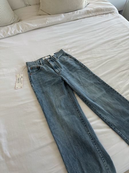 my new favorite denim jeans!!! 🫶🏻 true to size! 

#LTKSpringSale #LTKfindsunder100 #LTKstyletip