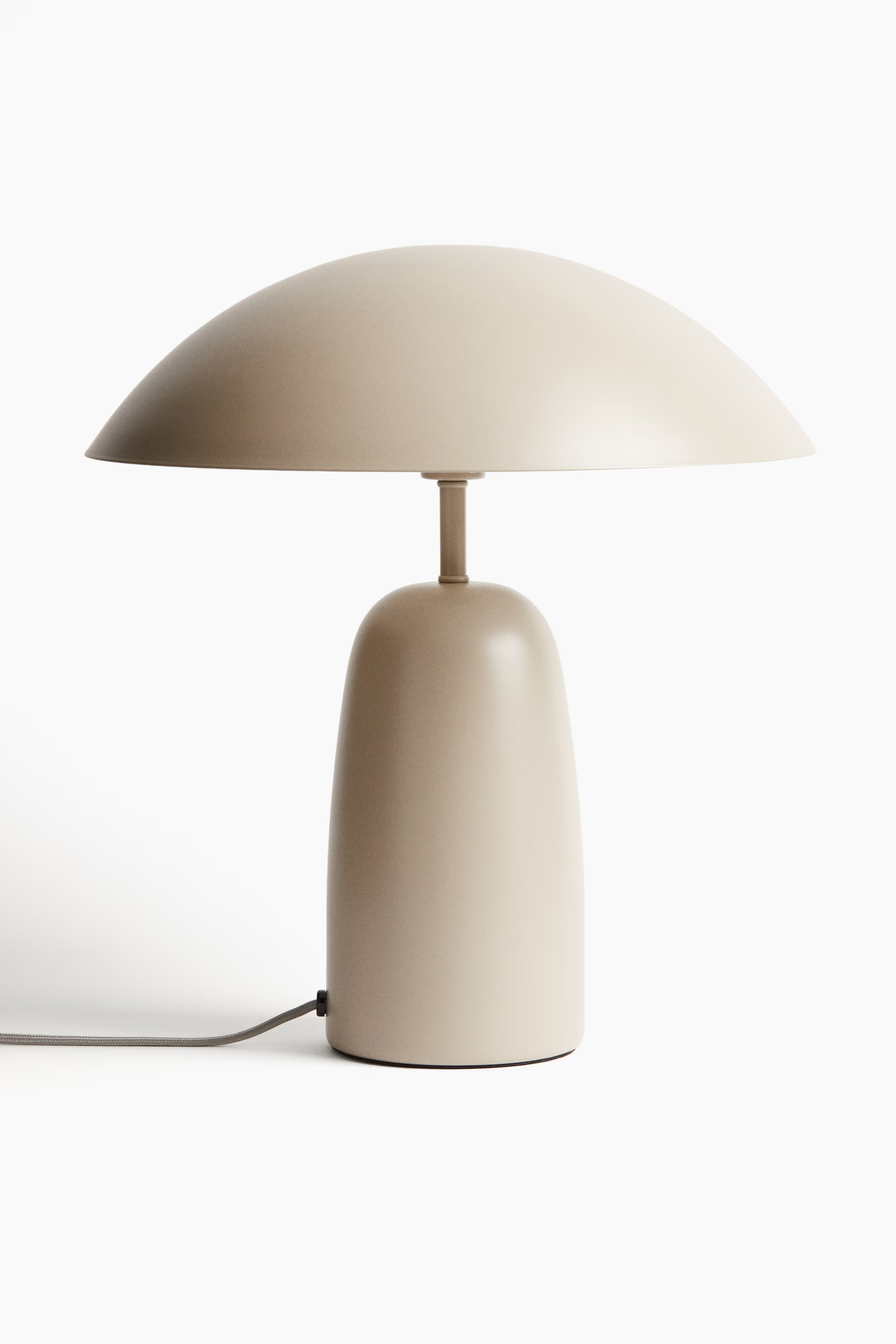 Metal table lamp | H&M (UK, MY, IN, SG, PH, TW, HK)