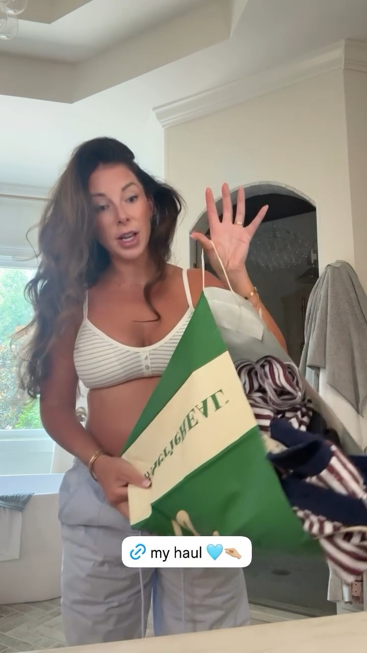 My latest American Eagle haul for summer + early fall! Wearing the bralette and pant in M!

#LTKBump